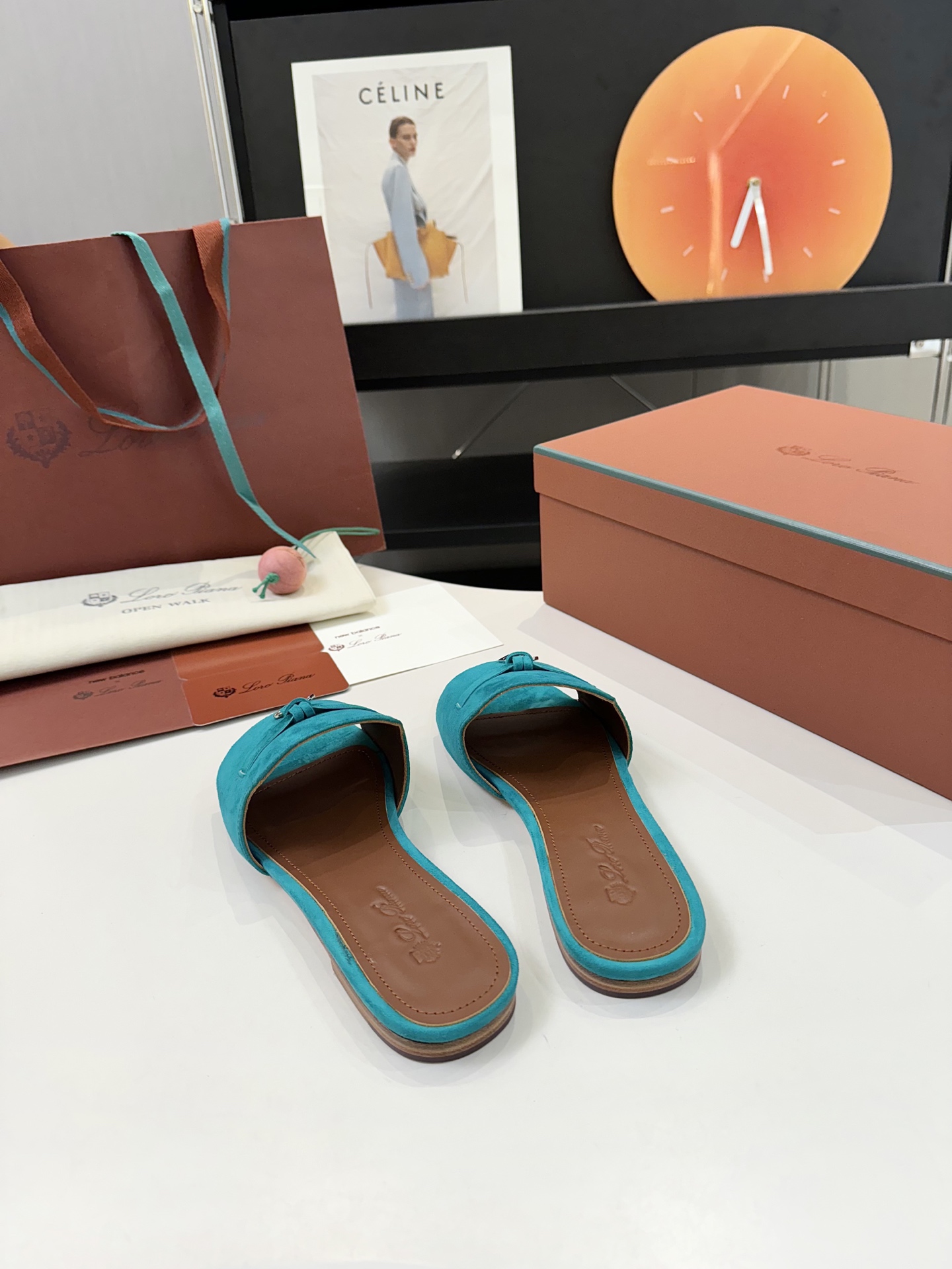 P576 Substitution Level Sheep Leather Sandals with Loro Piana My Charms ‘ Locket Belts - 图片 6