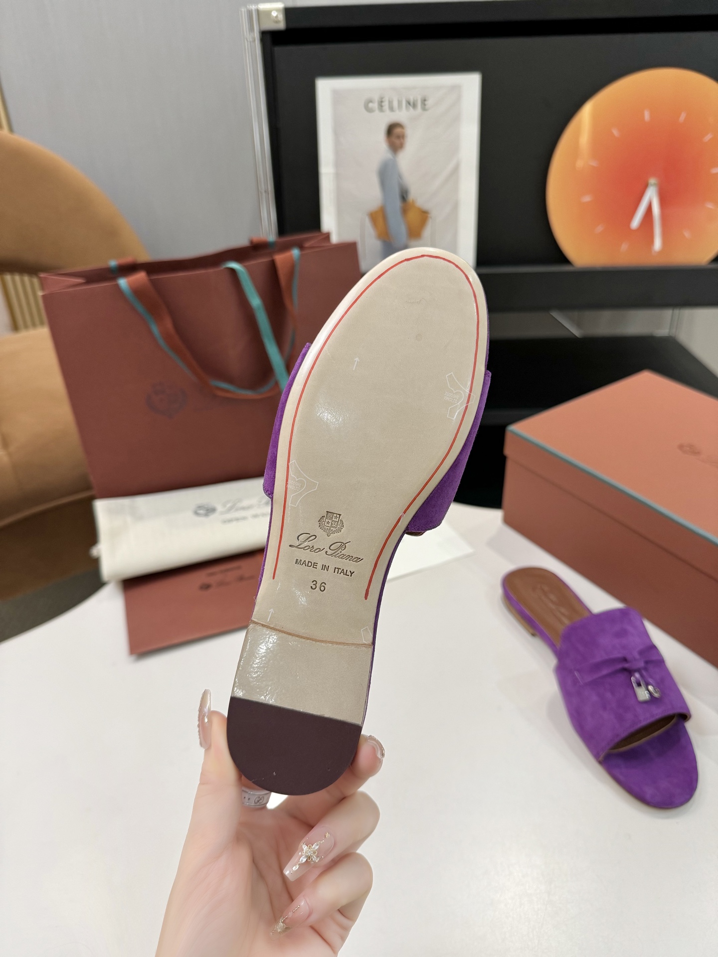 P576 Substitution Level Sheep Leather Sandals with Loro Piana My Charms – Product Details - 图片 9