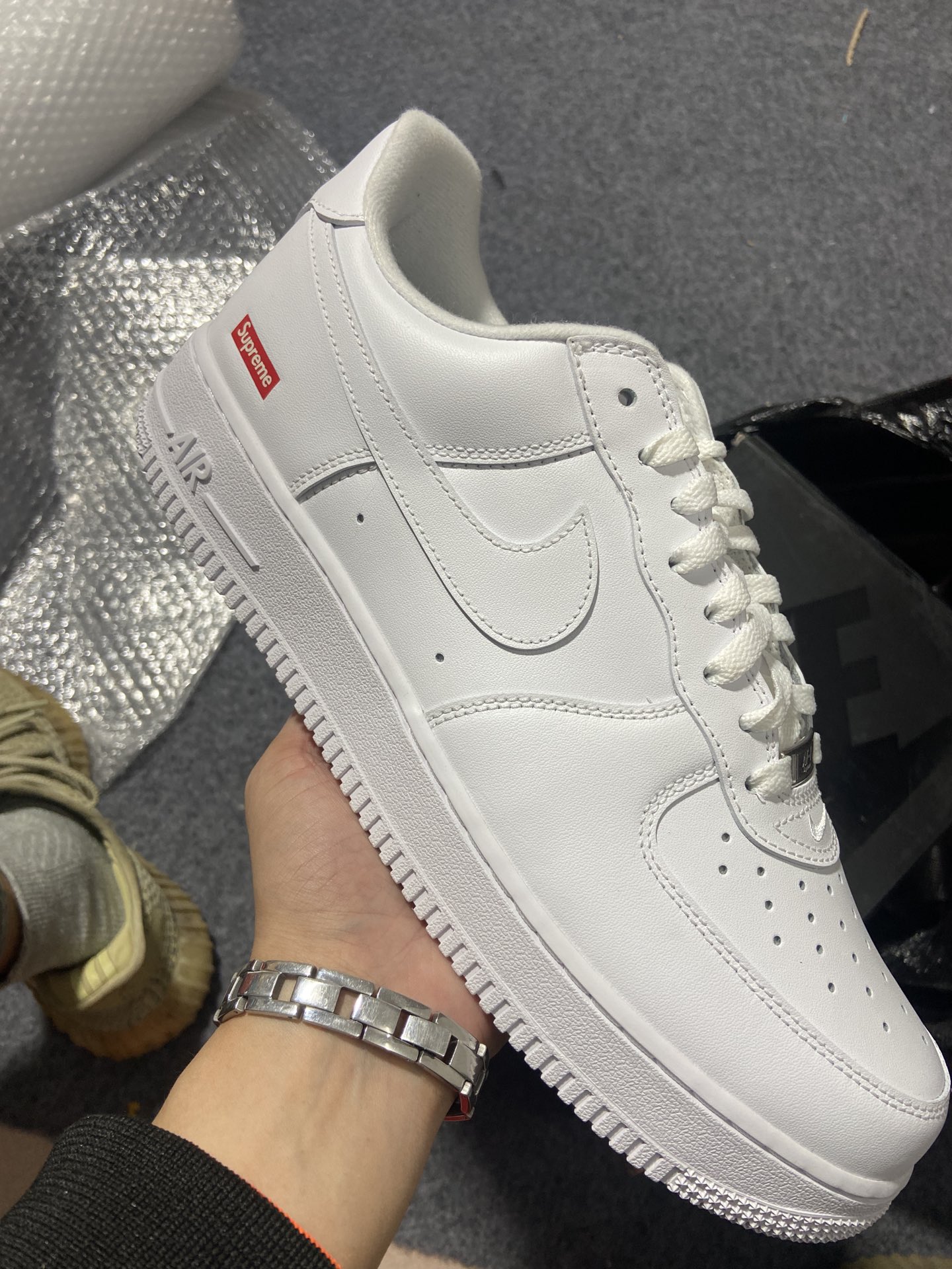 AF1Supreme尺码:35.5-