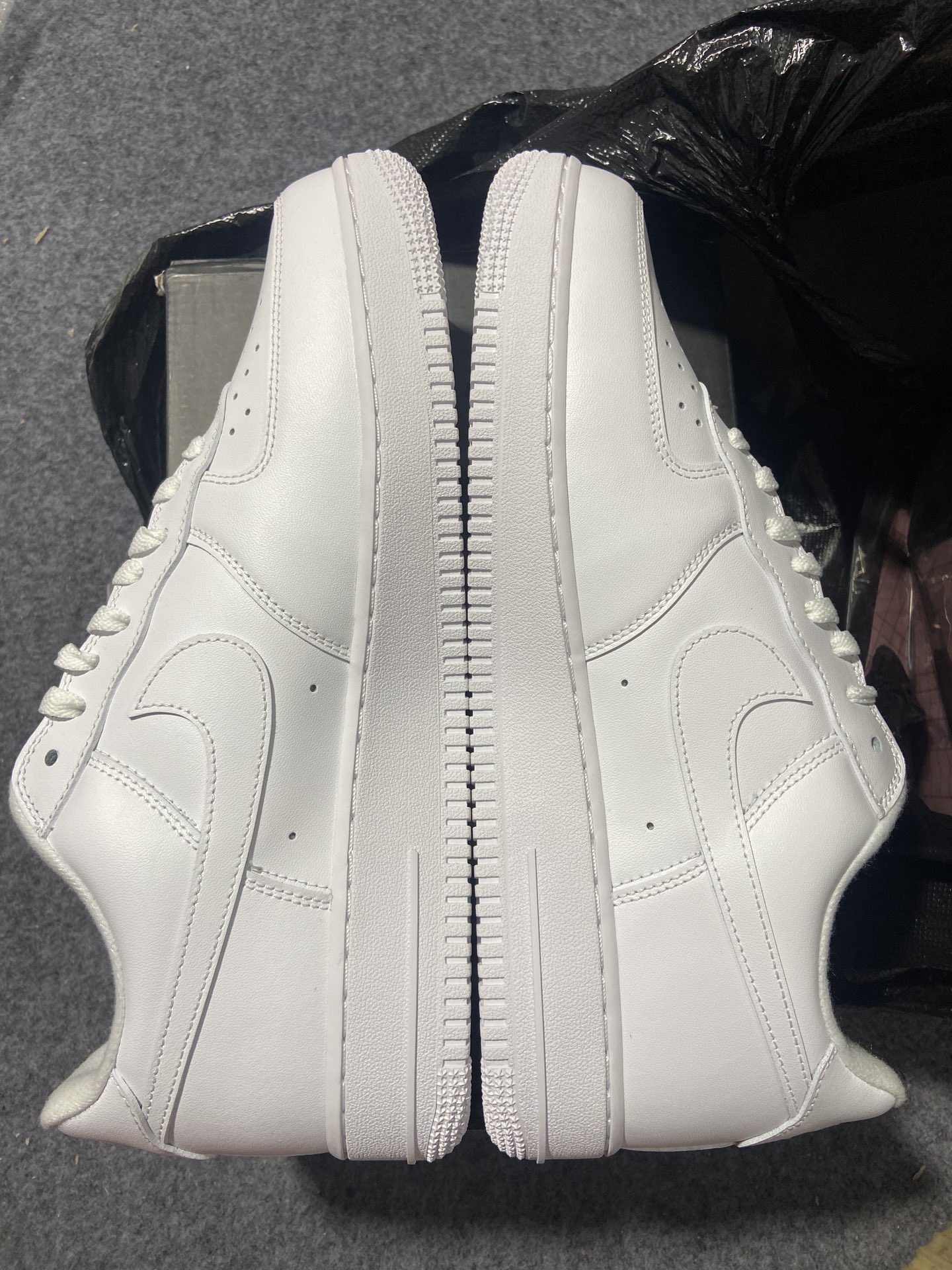 AF1Supreme尺码:35.5-