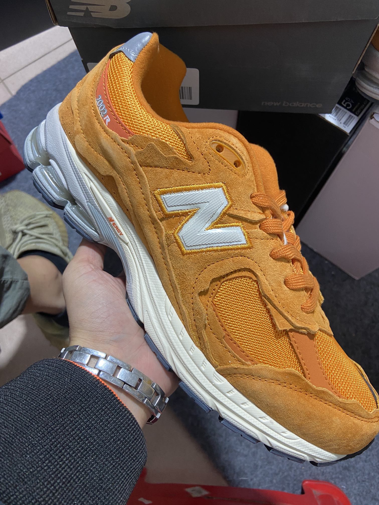 NB2002橙黄色尺码36-45总裁