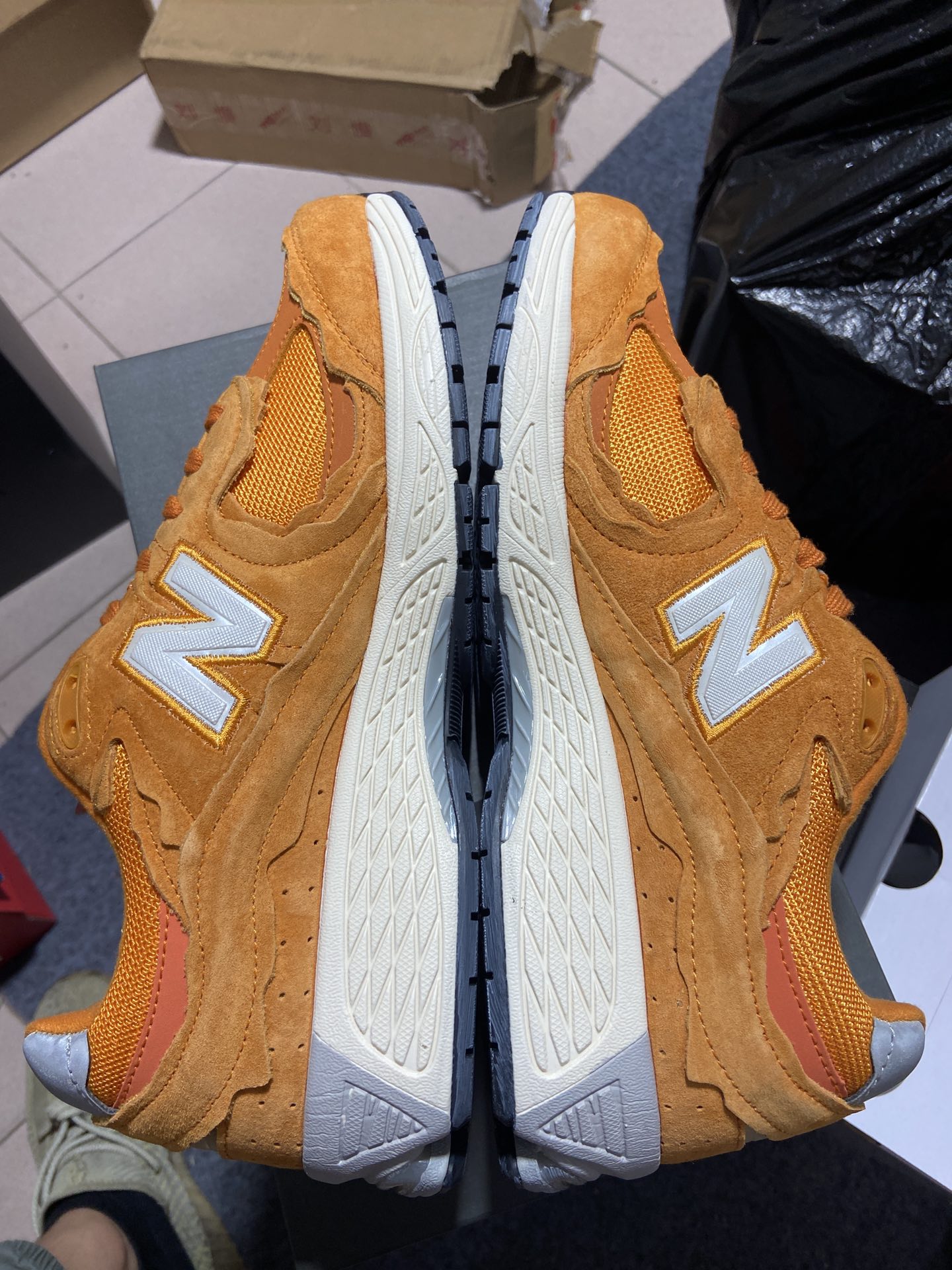 NB2002橙黄色尺码36-45总裁