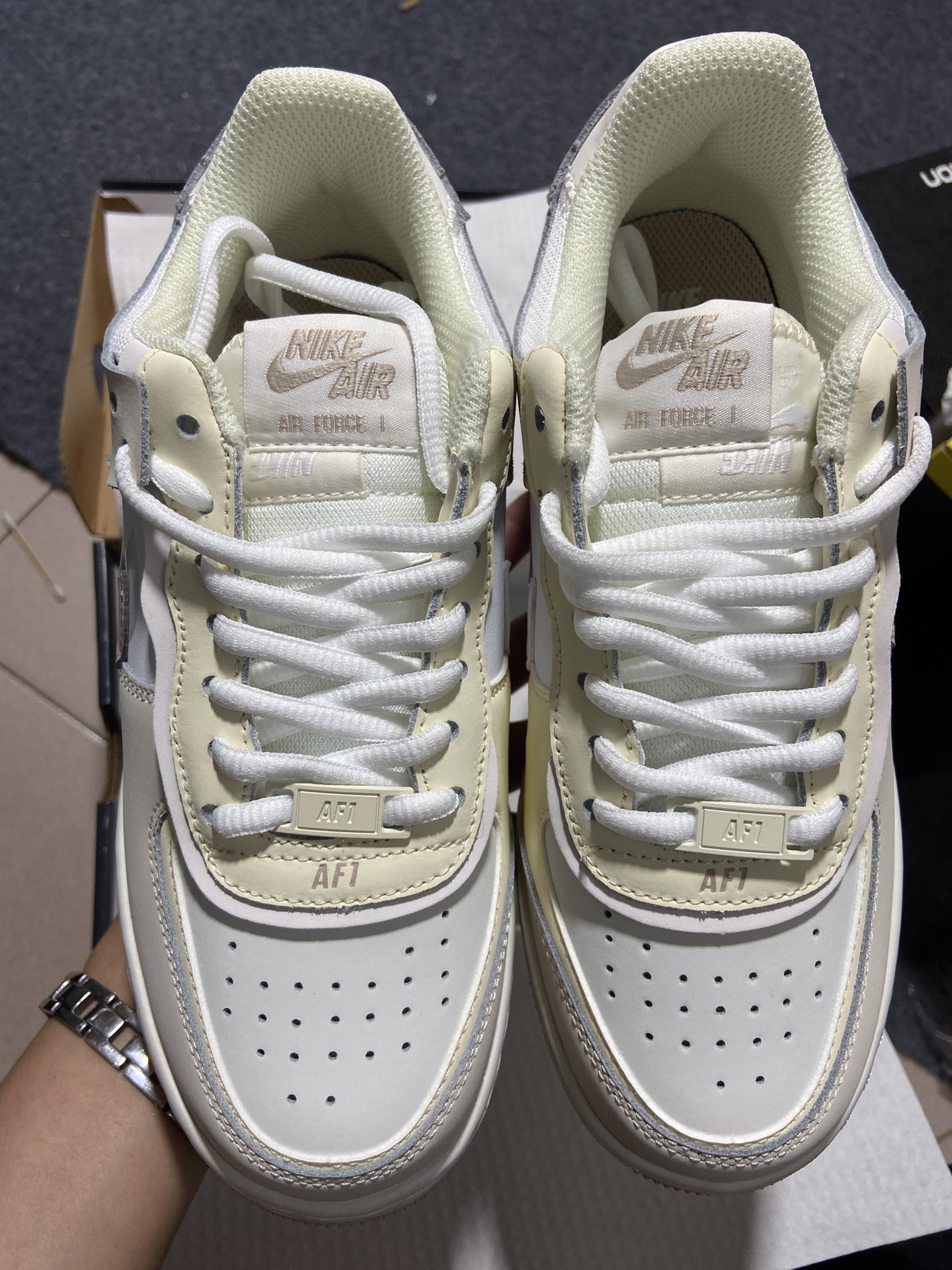 AF1马卡龙鞋码36-44总裁福利版出品-AirForce1Shadow解构女款马卡龙白色FN3444-