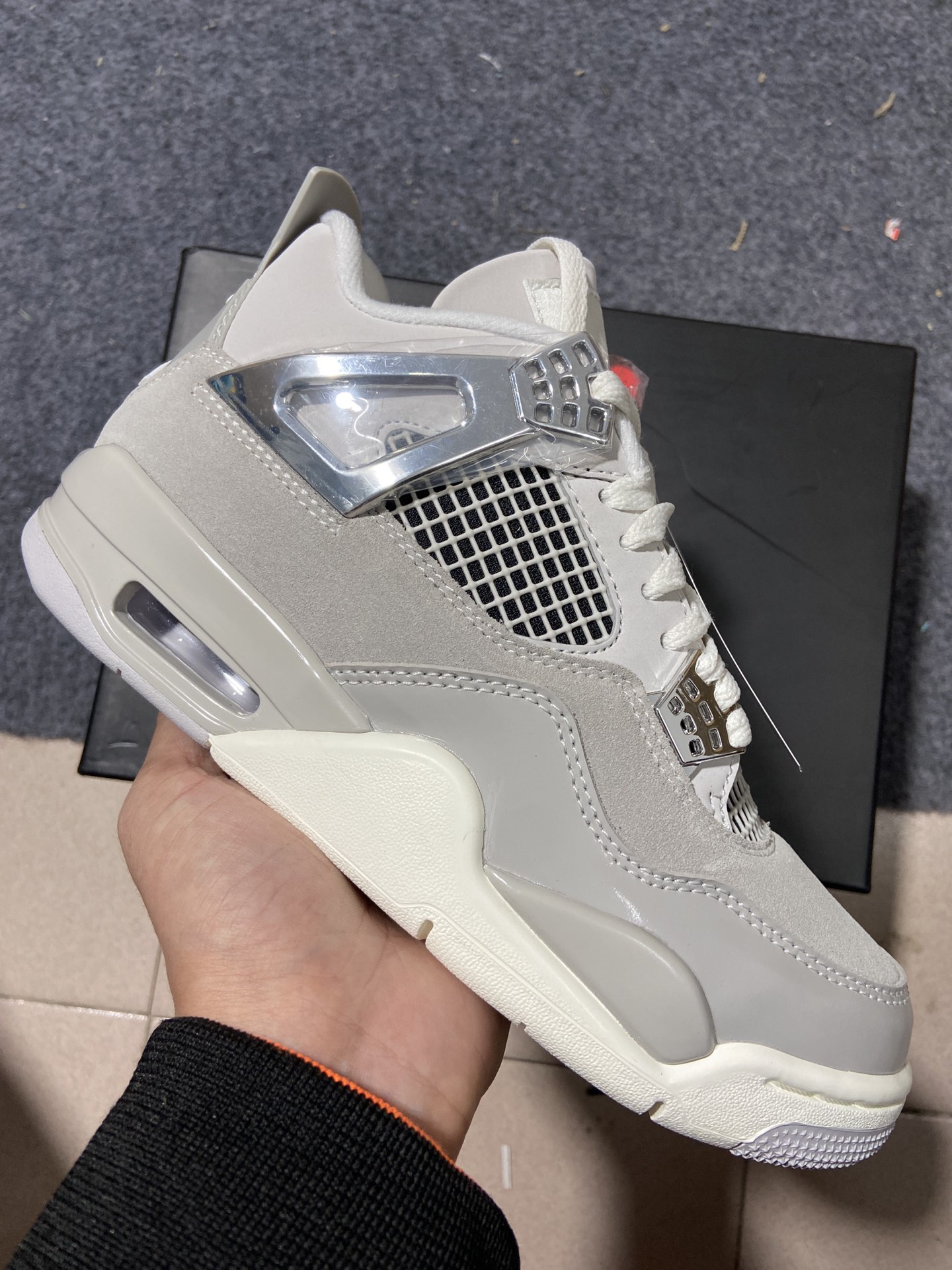 AJ4银扣尺码:36-47总裁R版出品-纯原AirJordan4WMNSFrozenMoments银扣灰