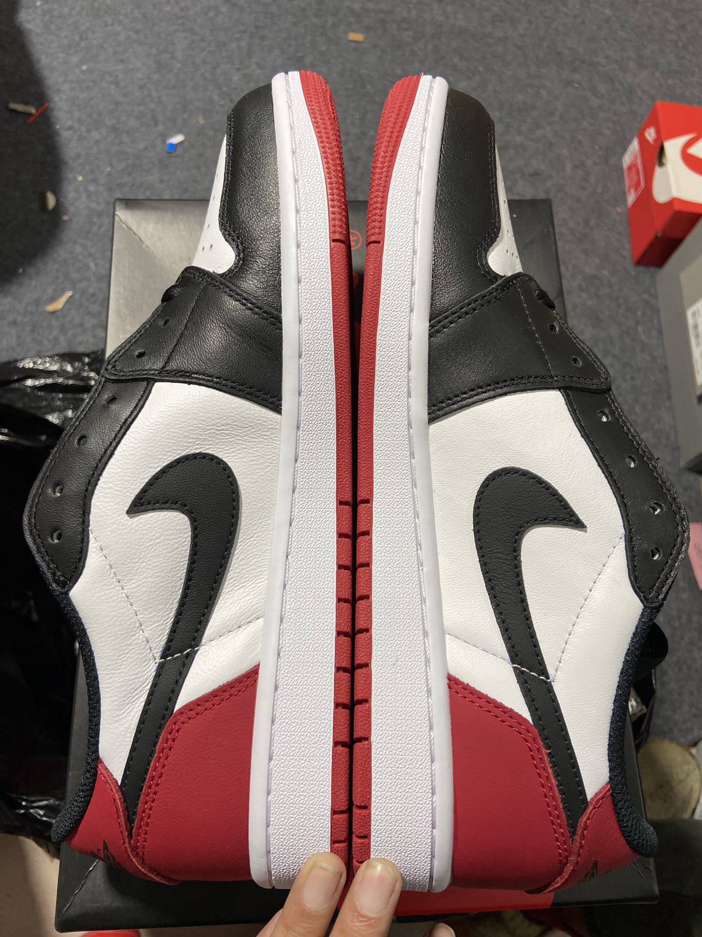 AJ1Low黑脚趾尺码40.5-47.5总裁R版出品-AirJordan1LowOG“BlackToe”