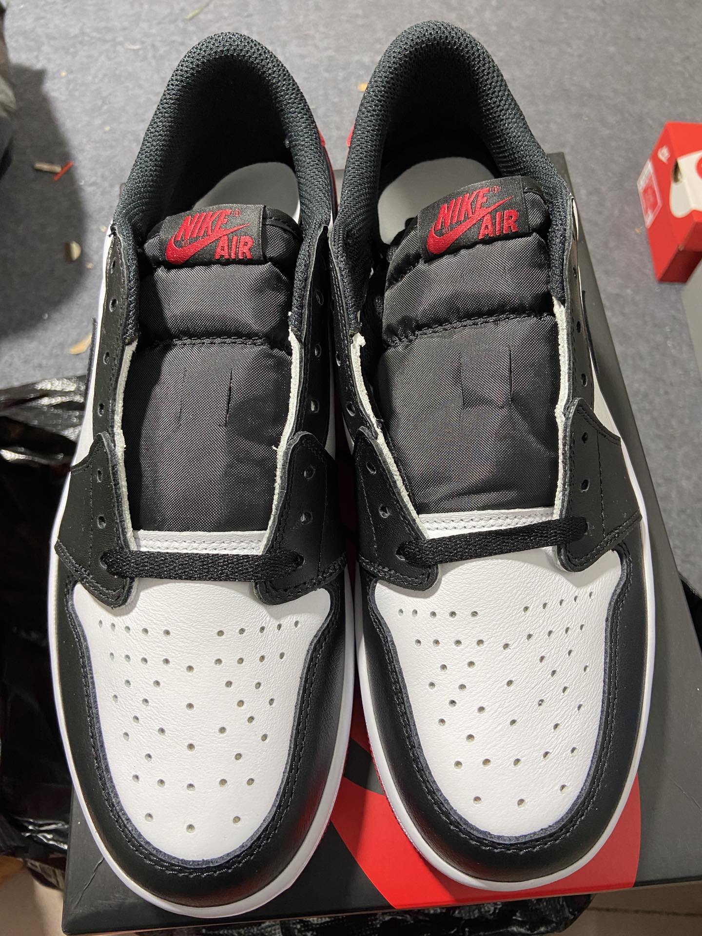 AJ1Low黑脚趾尺码40.5-47.5总裁R版出品-AirJordan1LowOG“BlackToe”