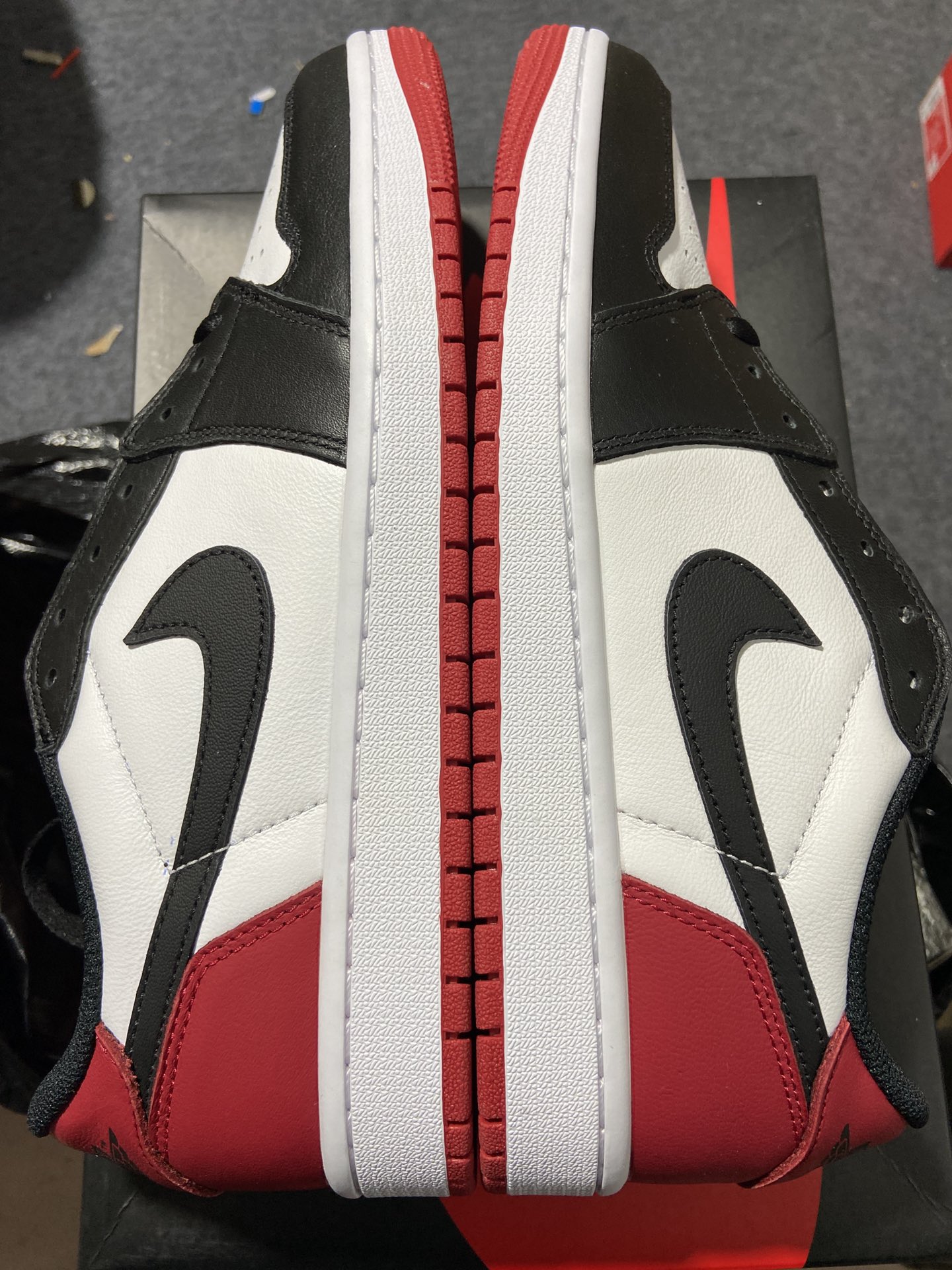 AJ1Low黑脚趾尺码40.5-47.5总裁R版出品-AirJordan1LowOG“BlackToe”