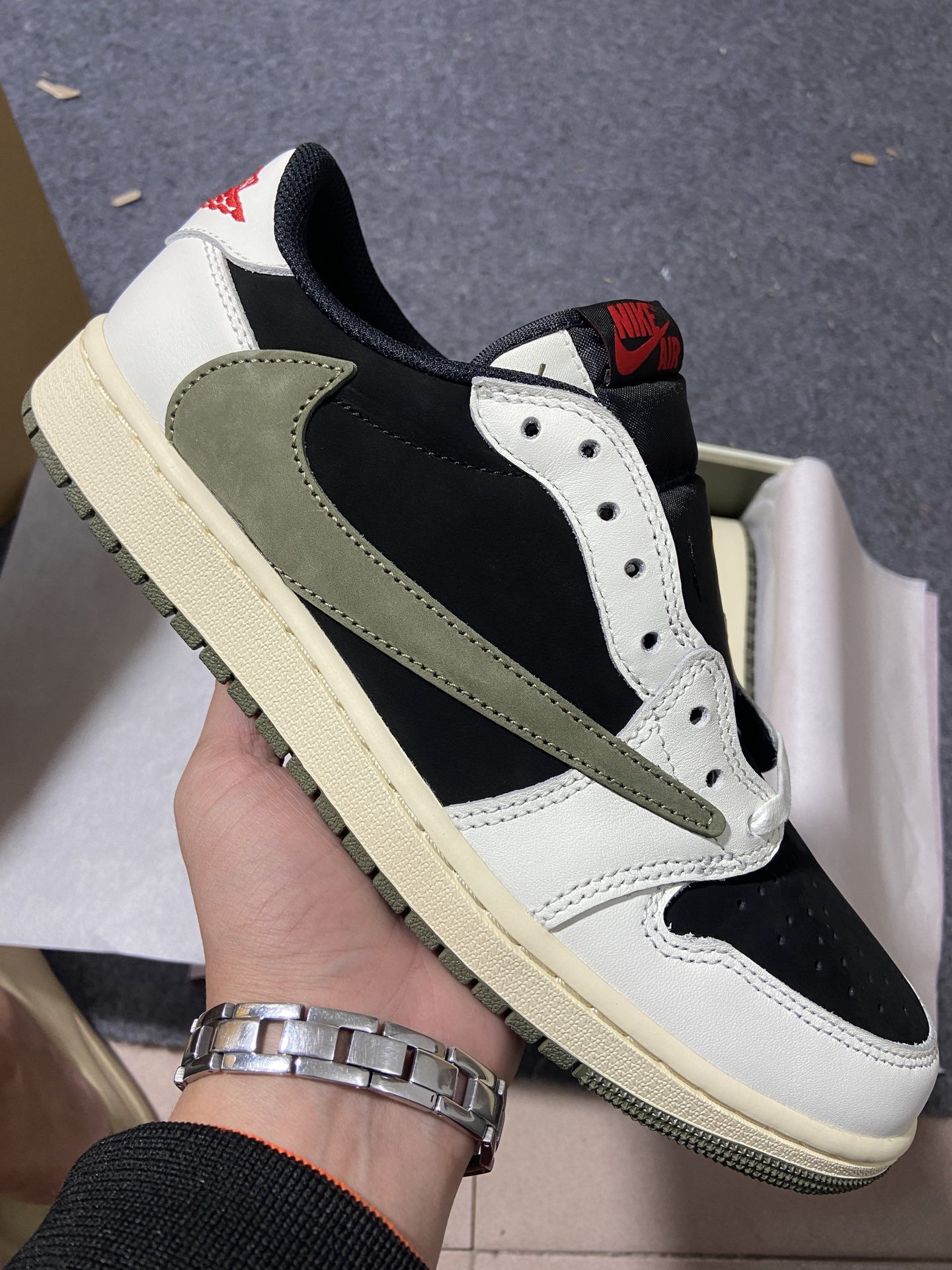 AJLow黑绿橄榄尺码:40-47.5总裁Y3版出品-StockX-TravisScottXJordan