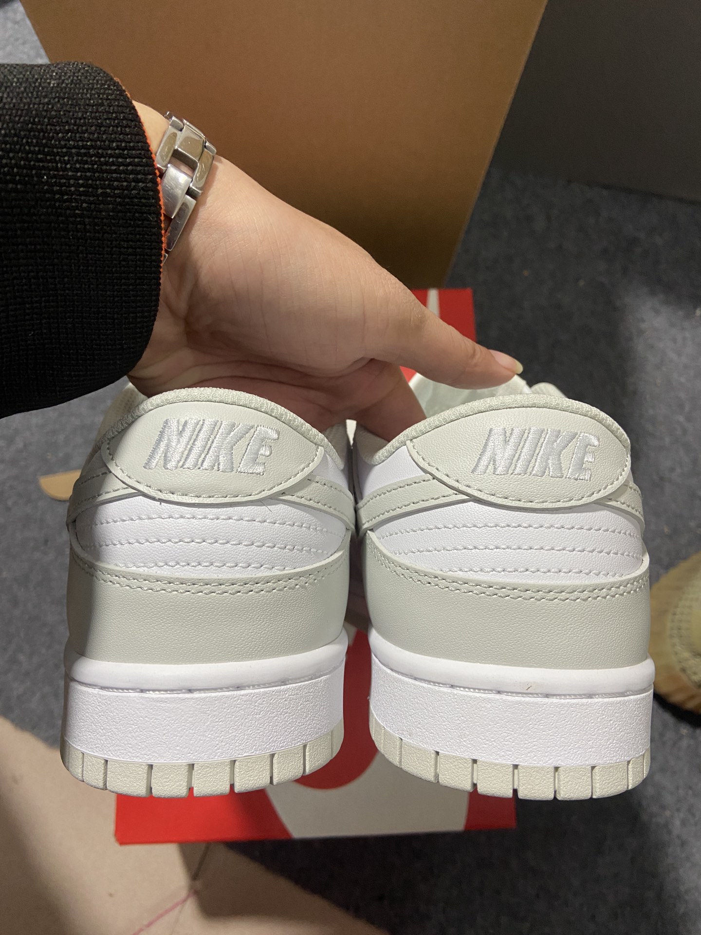 Dunk白灰尺码36-47.5总裁N出品-DunkLow白灰烟灰雾霾女款DD1503-103备注女款DD