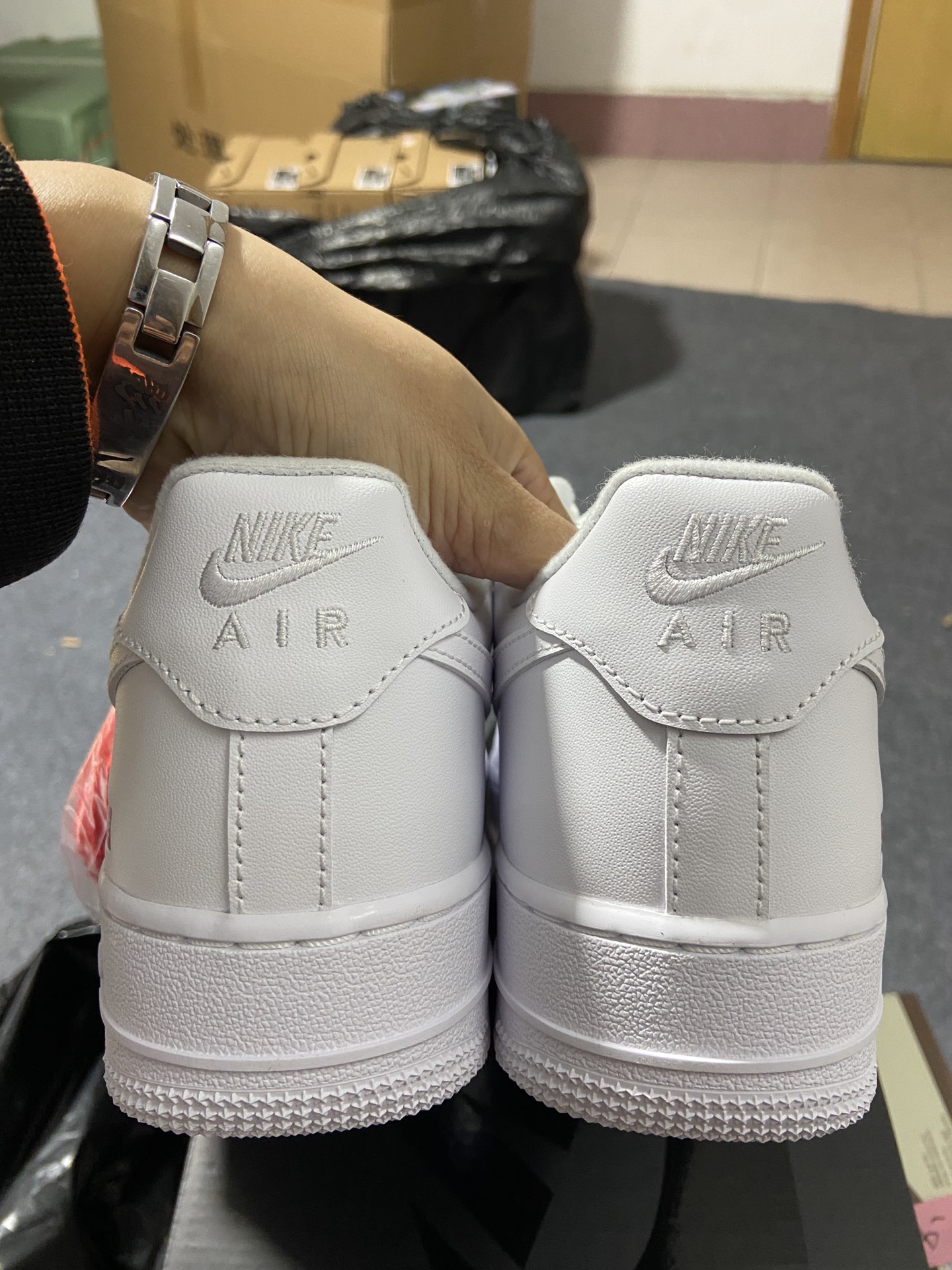 upreme白红尺码:35.5-47.5总裁Y3版出品-SupremeXNKAIRForce1Low空军