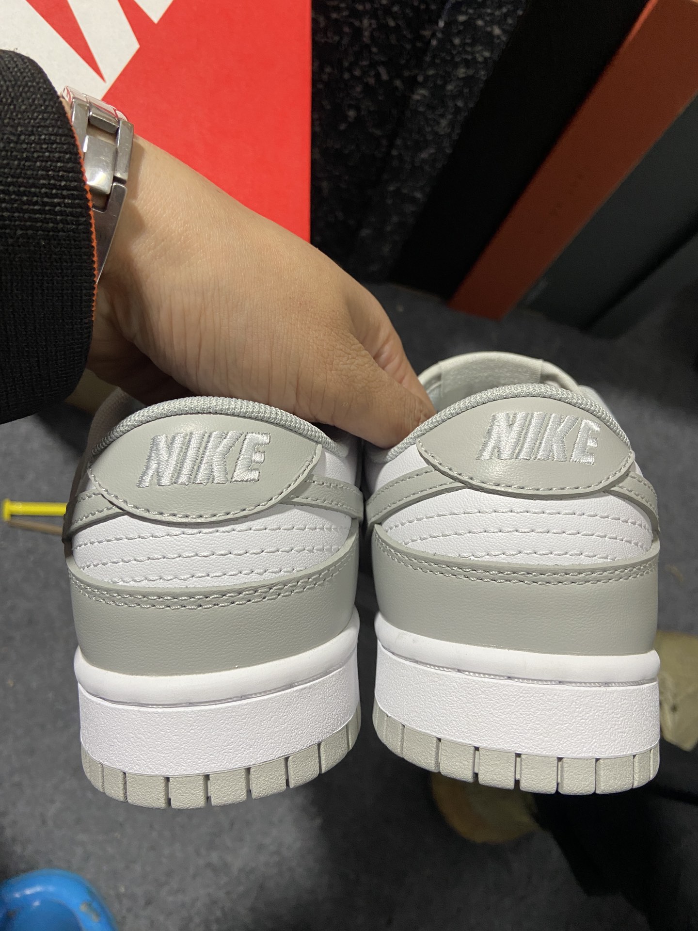 Dunk白灰尺码35.5-47.5总裁N出品-DunkLow白灰烟灰雾霾DD1391-103样品38.5