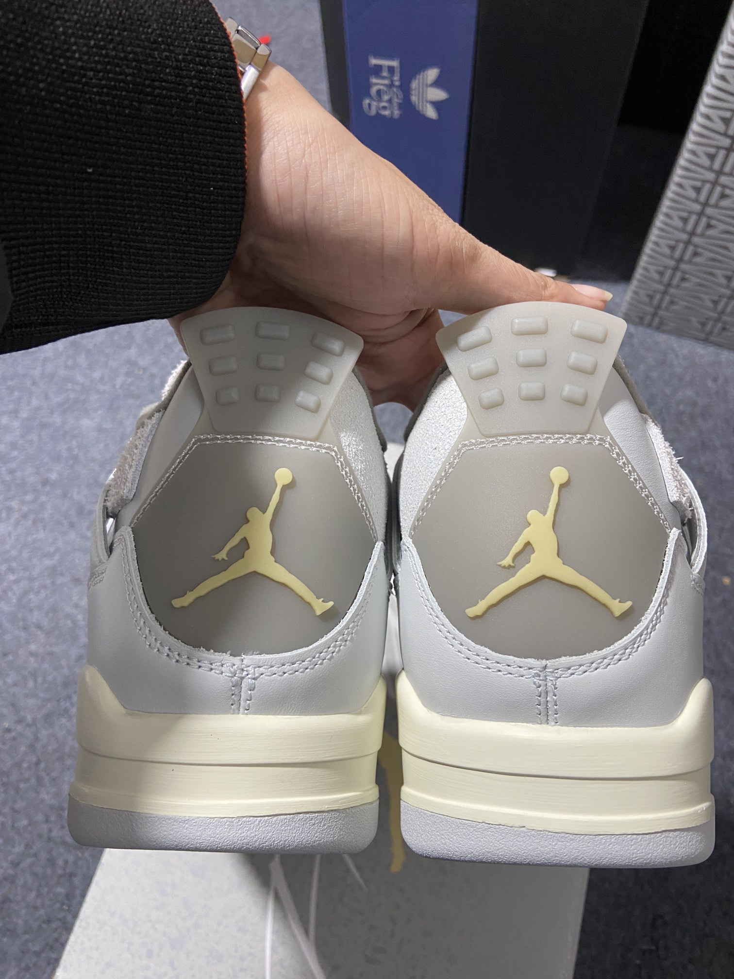 AJ4灰兔子鞋码40-47.5总裁R版出品-AirJordan4SE“Craft”AJ4灰兔子DV374