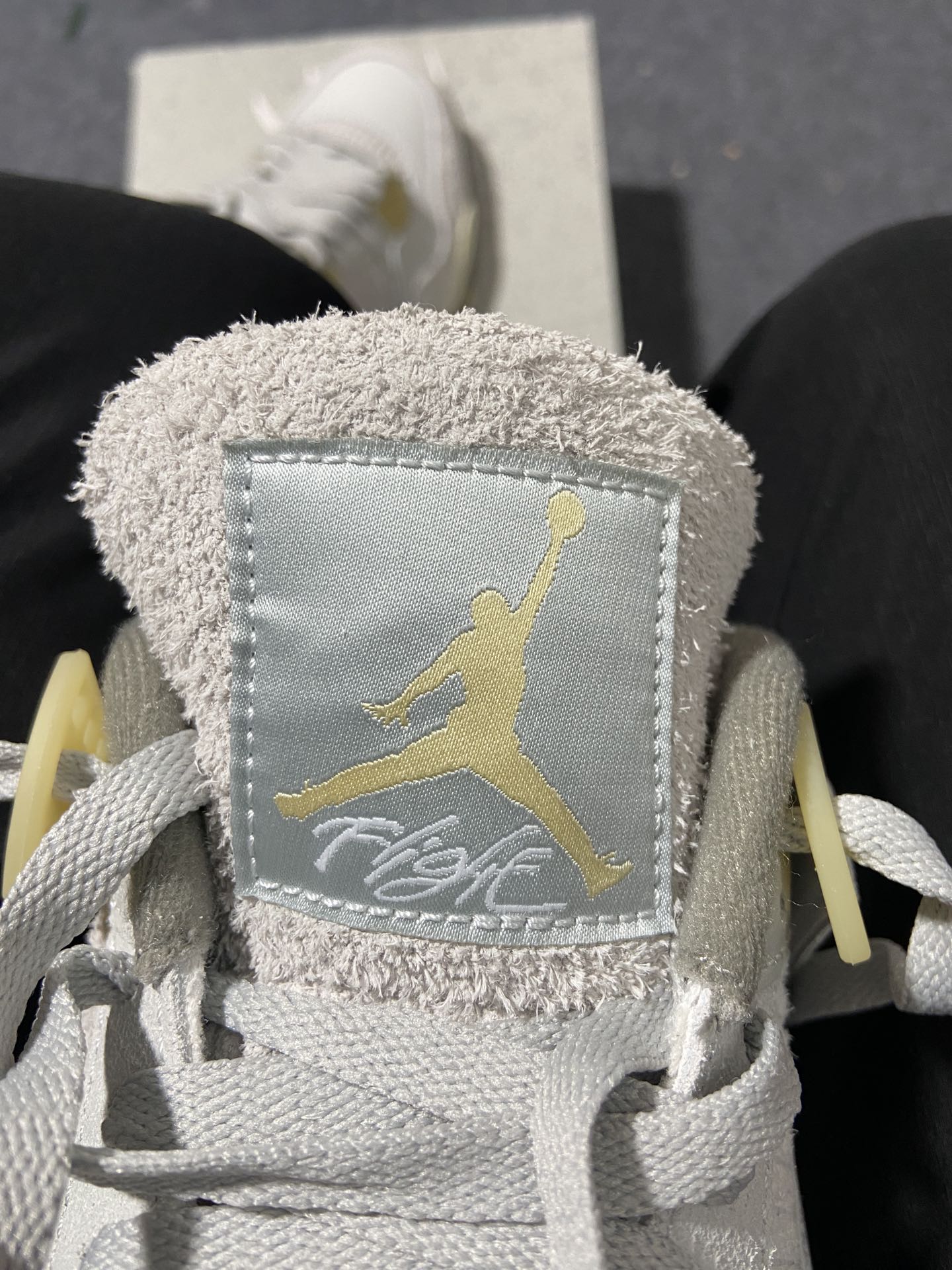 AJ4灰兔子鞋码40-47.5总裁R版出品-AirJordan4SE“Craft”AJ4灰兔子DV374