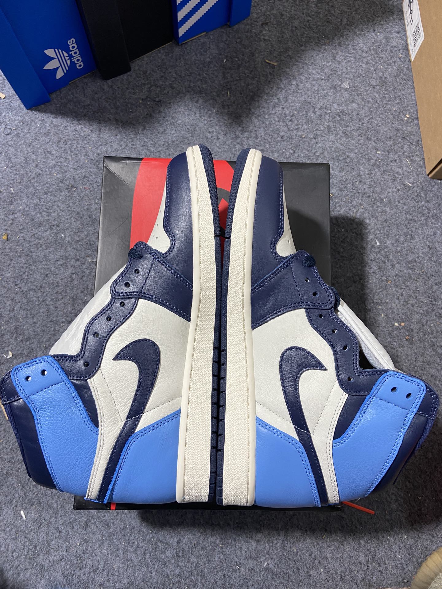 AJ1黑耀石尺码40-47.5纯原14版出品-AirJordan1AJ1OGObsidian黑耀石白蓝5