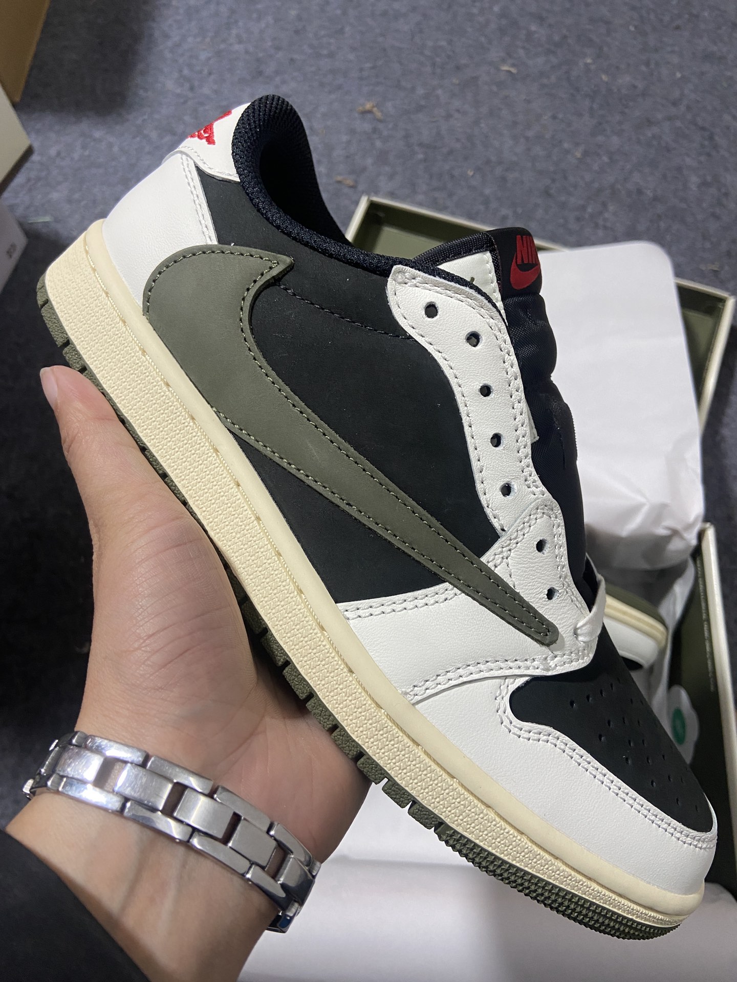 AJLow橄榄绿尺码36-47.5总裁R版出品-TravisScottxAirJordan1LowOGW