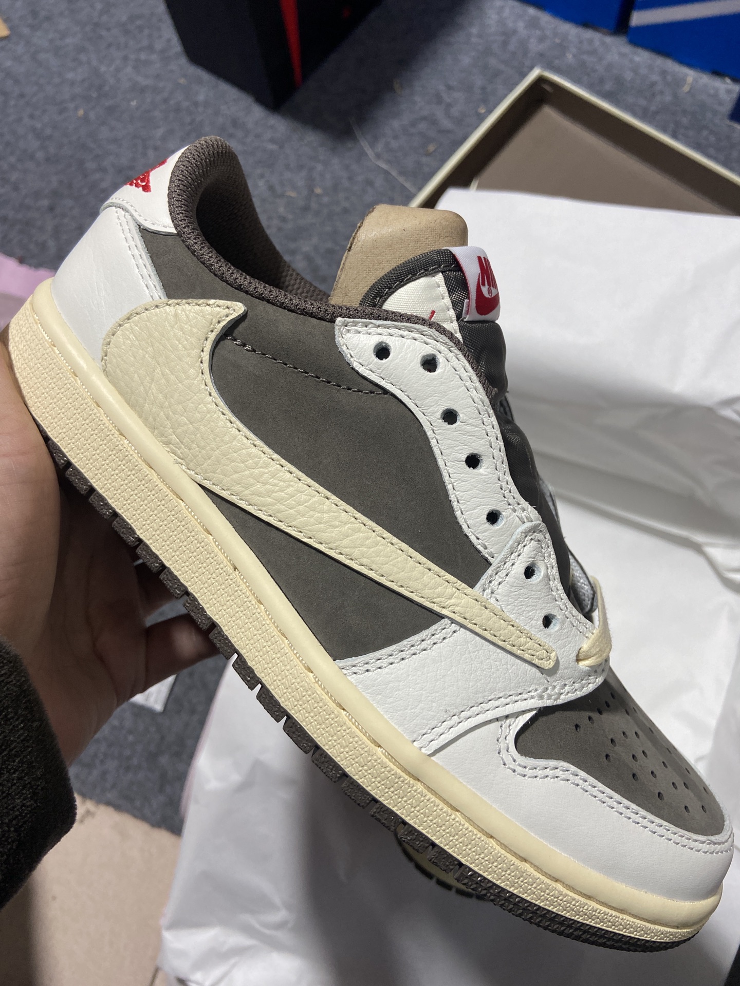 AJ1LowGS白棕倒钩鞋码36-47.5总裁R版出品-TravisScottxAirJordan1Re