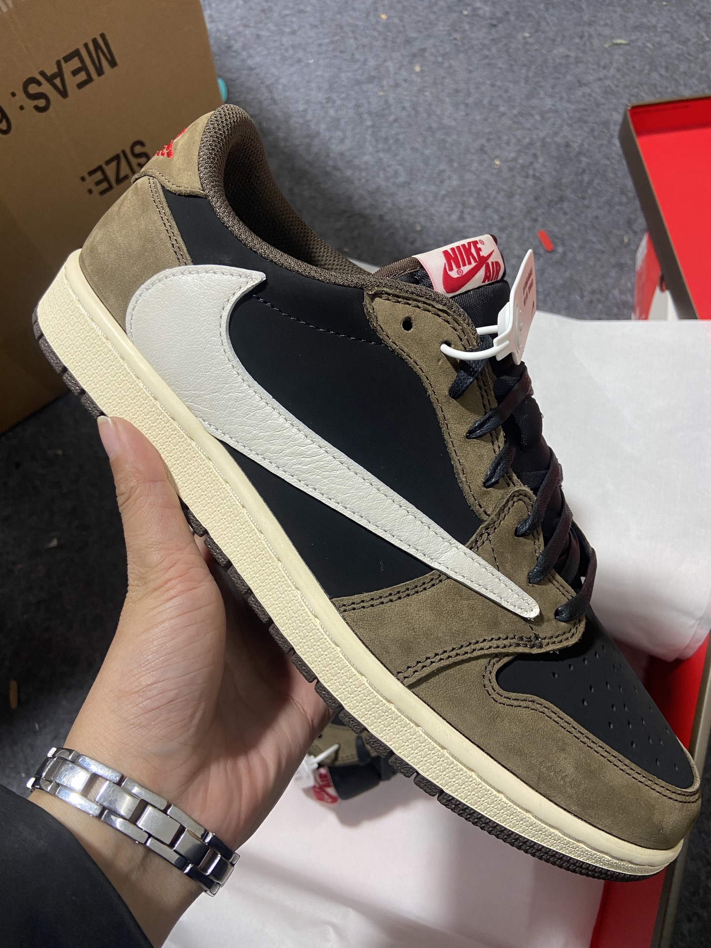 AJLow鬼脸倒钩尺码40-47.5总裁R版出品-TravisScottxAirJordan1Low鬼脸