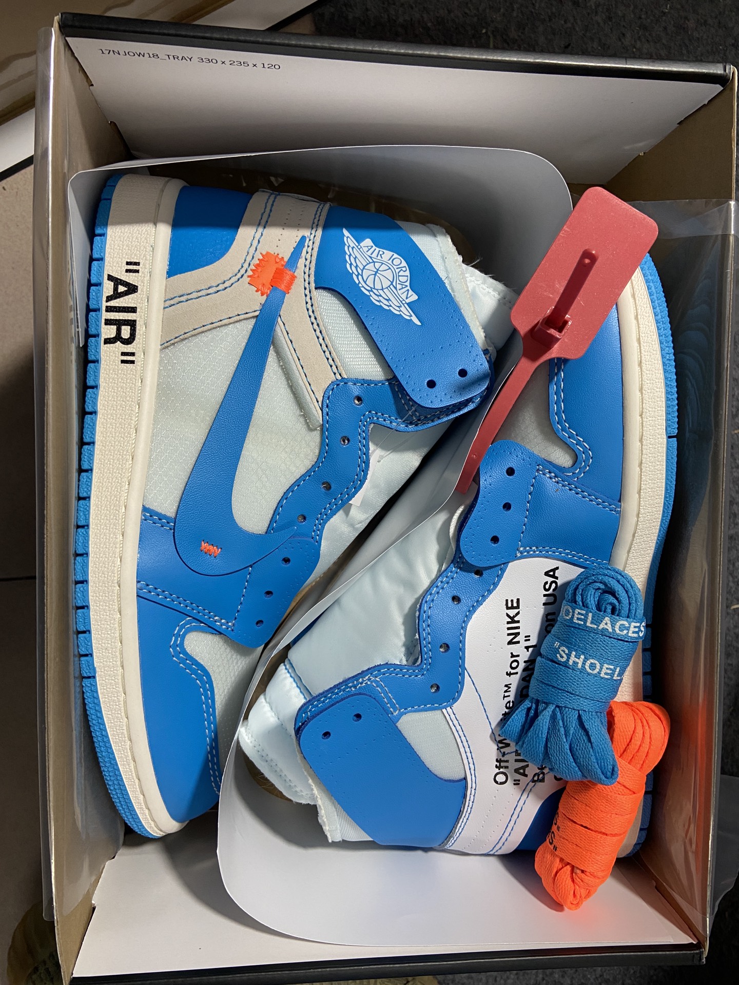 AJ1OW北卡蓝尺码36-47.5总裁R出品-AirJordan1offwhiteAJ1OW北卡蓝UNC