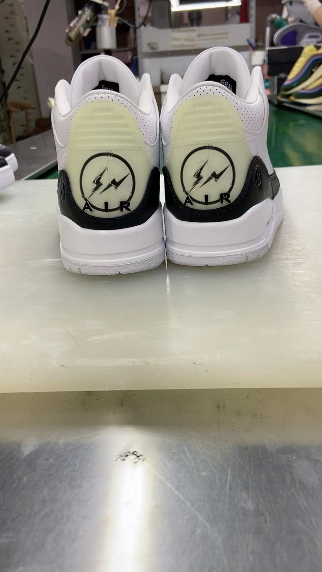 AJ3藤原浩尺码:36-48.5总裁R出品-FragmentDesignxAirJordan3AJ3乔3