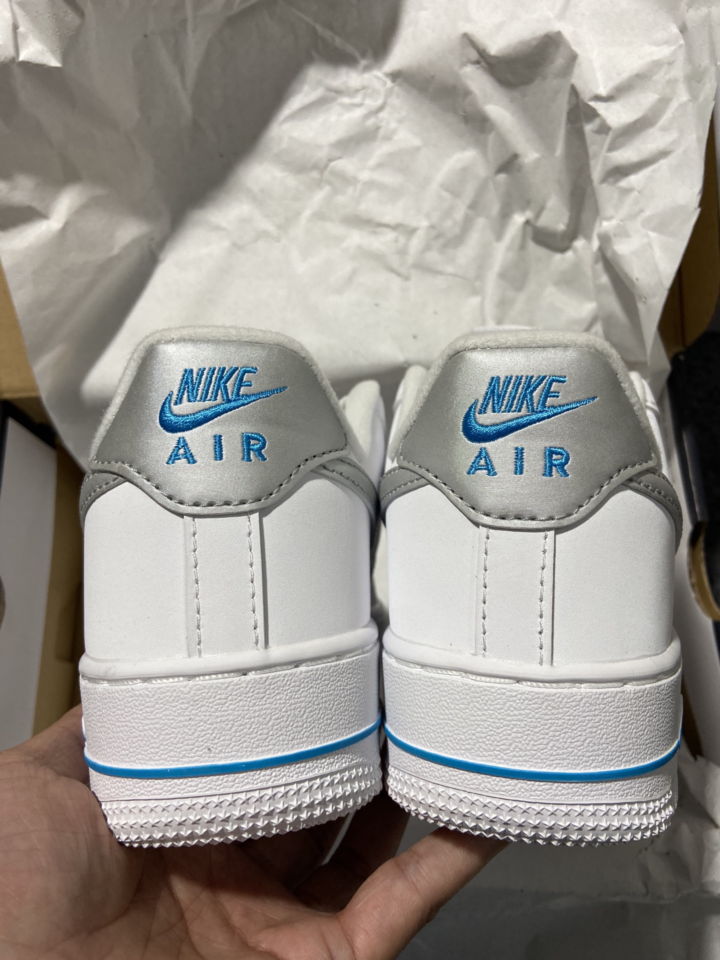 AF1白蓝银low尺码39-47纯原版出品-AirForce107白蓝色低帮休闲板鞋DR0142-100