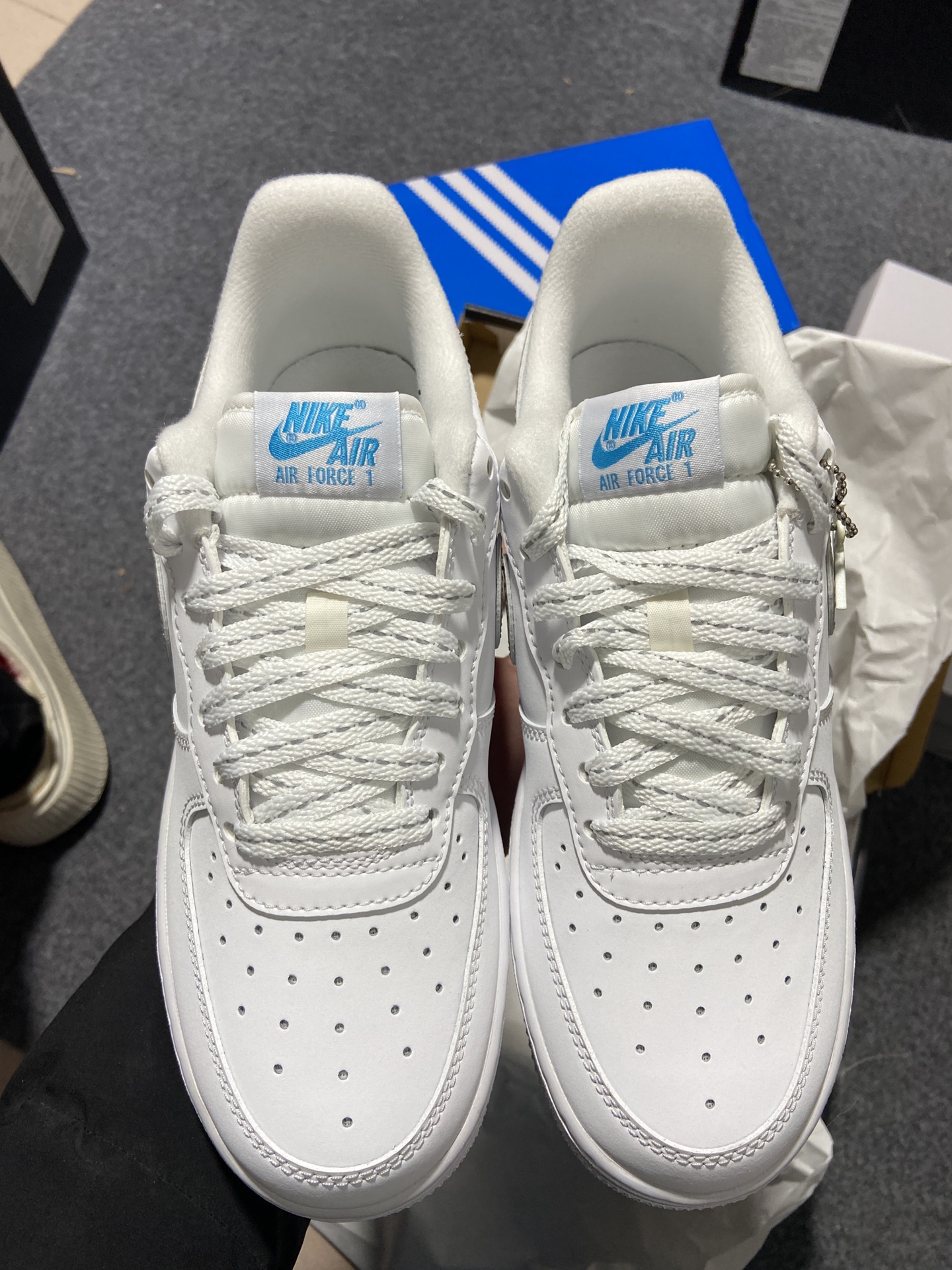 AF1白蓝银low尺码39-47纯原版出品-AirForce107白蓝色低帮休闲板鞋DR0142-100