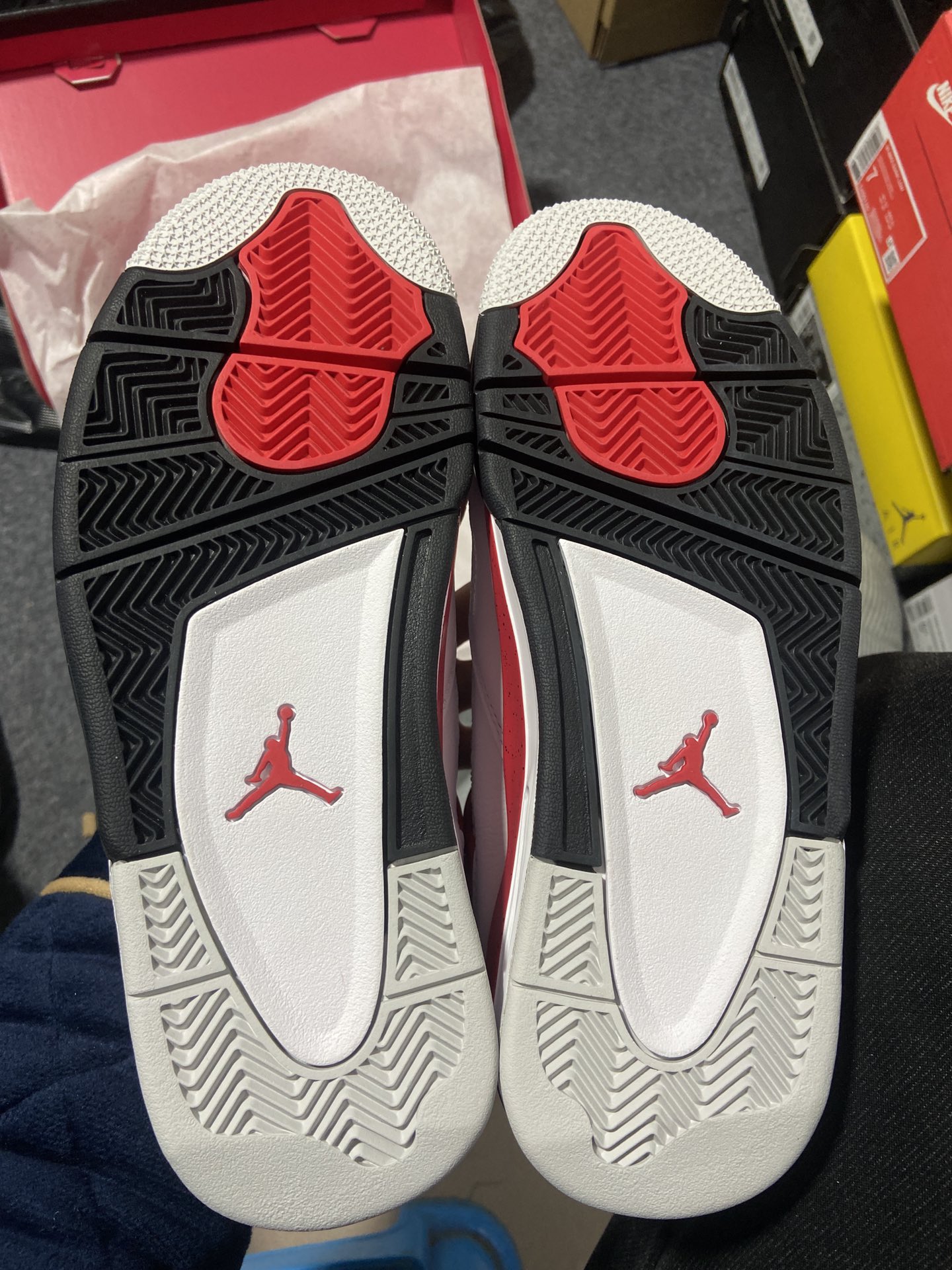 AJ4白黑红尺码:36-47.5纯原1版出品-AirJordan4“NeutralGrey”白黑红DH6