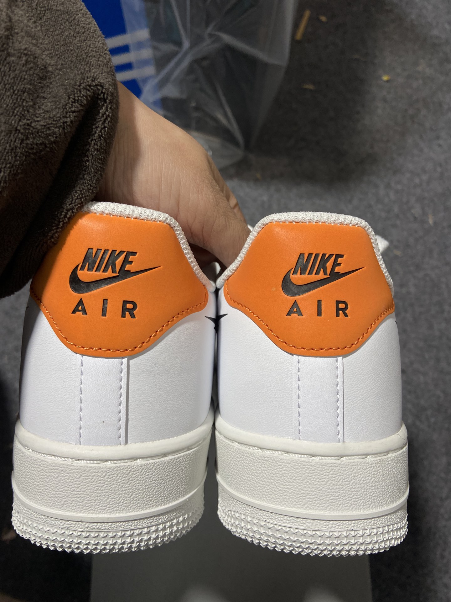 AF1白黑橙low尺码39-43总裁R出品-AirForce1Low“GlitchSwoosh”空军一号