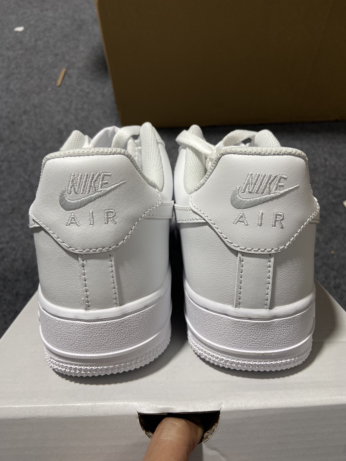 AF1全白闪电尺码:35.5-46超级性价比-AirForce1Low07AF1全白闪电CW2288-1