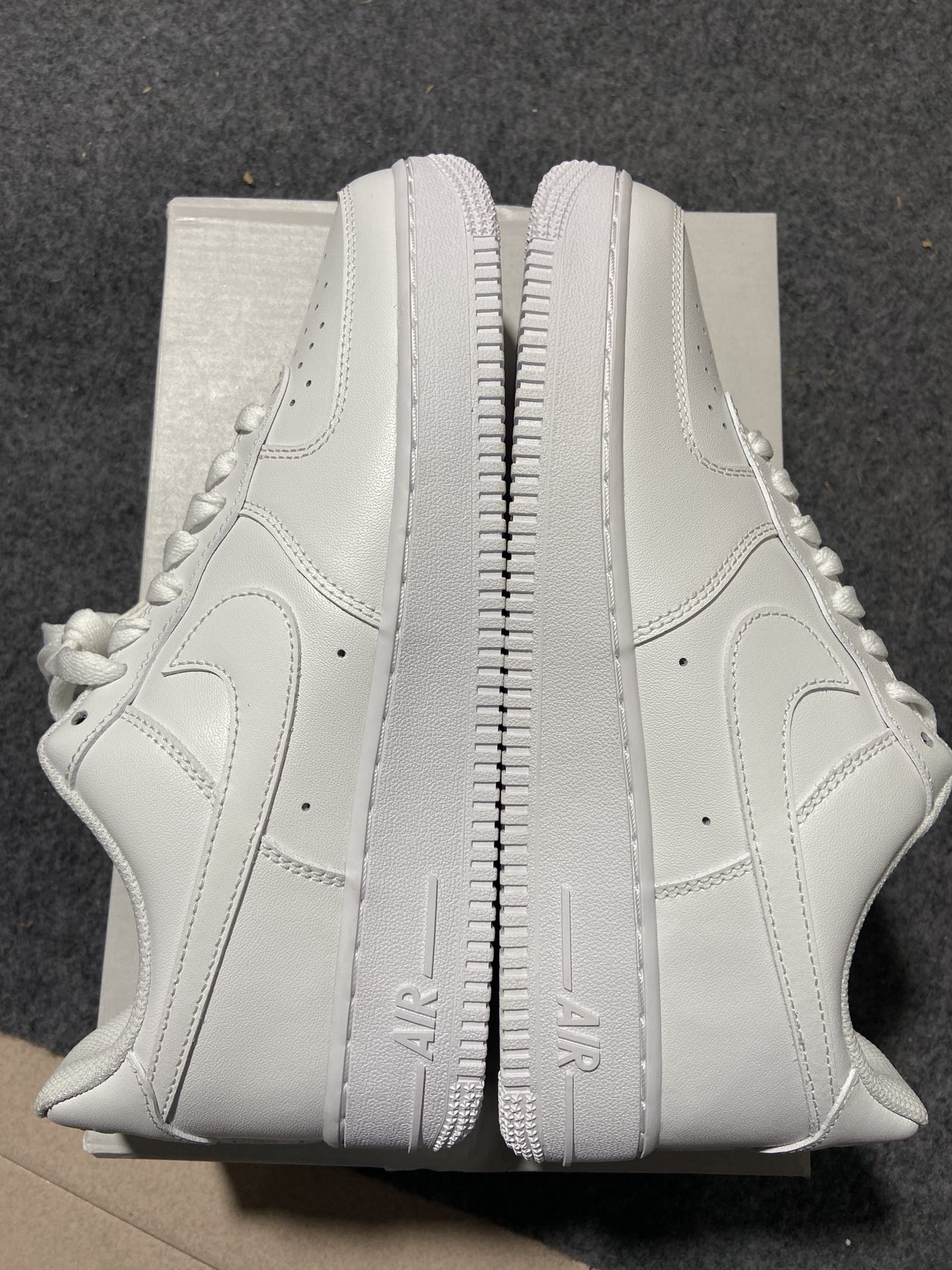 AF1全白闪电尺码:35.5-46超级性价比-AirForce1Low07AF1全白闪电CW2288-1