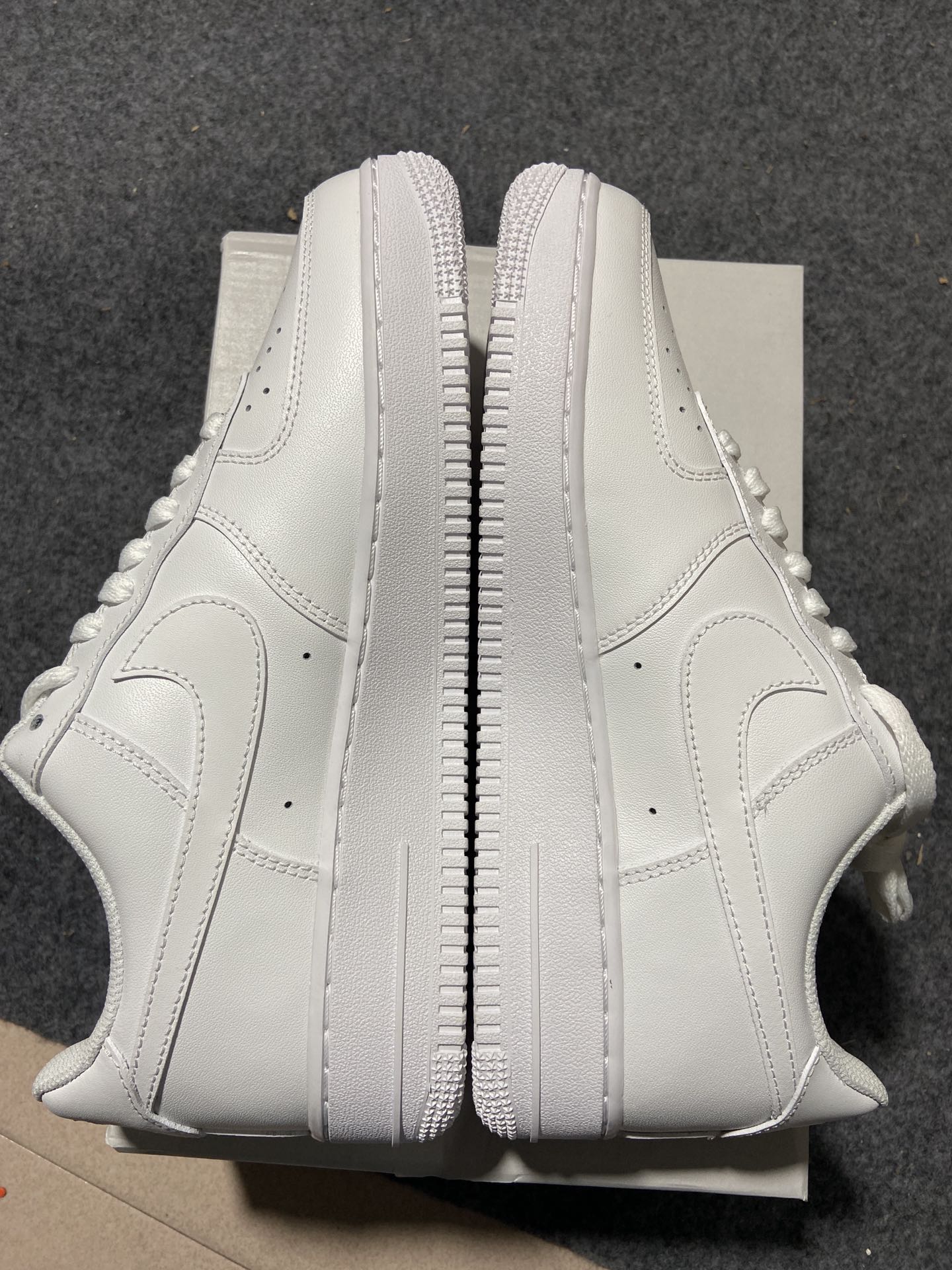 AF1全白闪电尺码:35.5-46超级性价比-AirForce1Low07AF1全白闪电CW2288-1