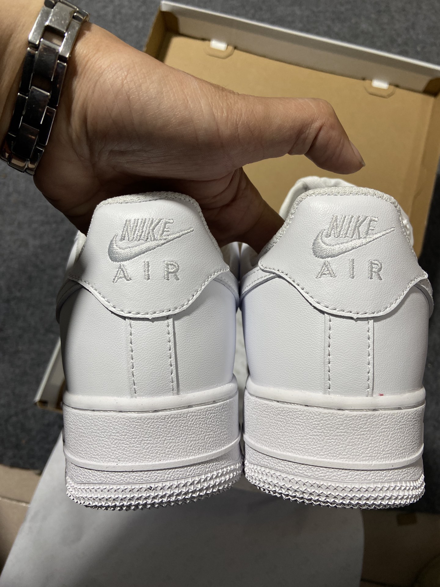 AF1全白闪电尺码:36-46超级性价比-AirForce1Low07AF1全白闪电CW2288-111