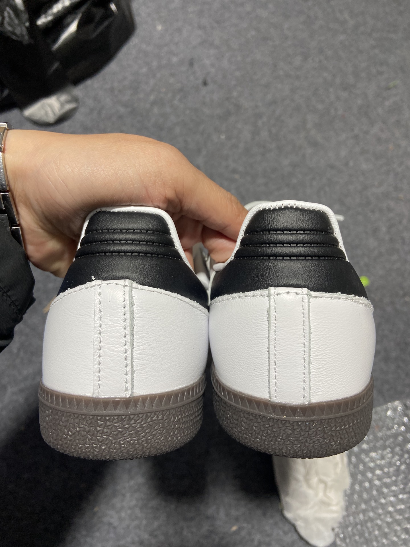 Originals尺码36-45总裁R版出品-OriginalsSambaVegan低帮板鞋黑白翻毛皮B