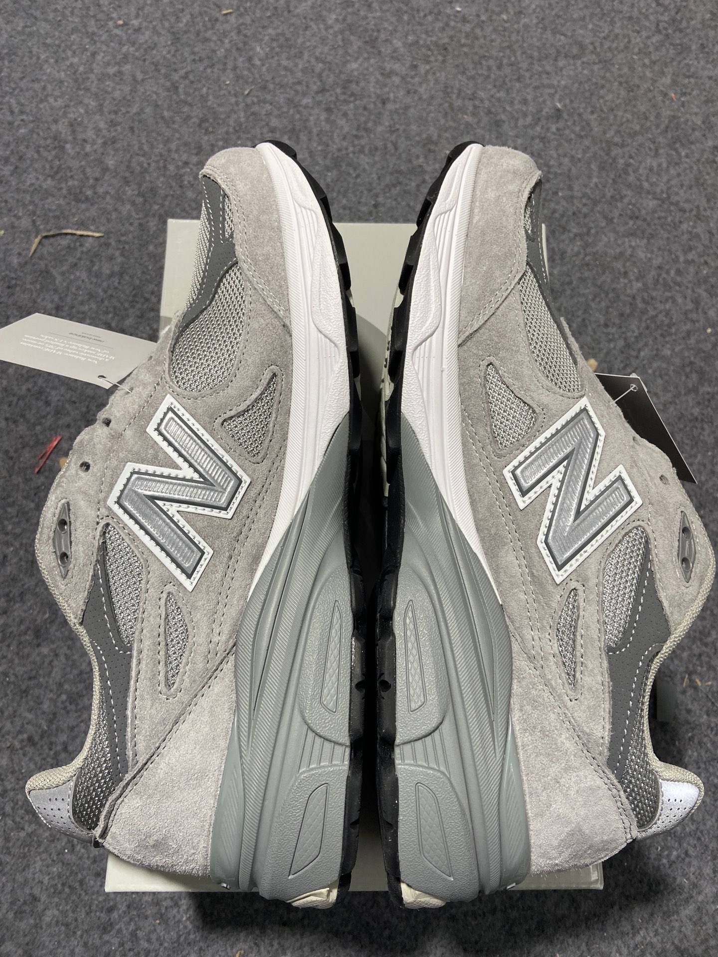 45NB990V3灰色尺码36-46.5总裁R出品-NewBalance990v3灰色M990GY3YZ