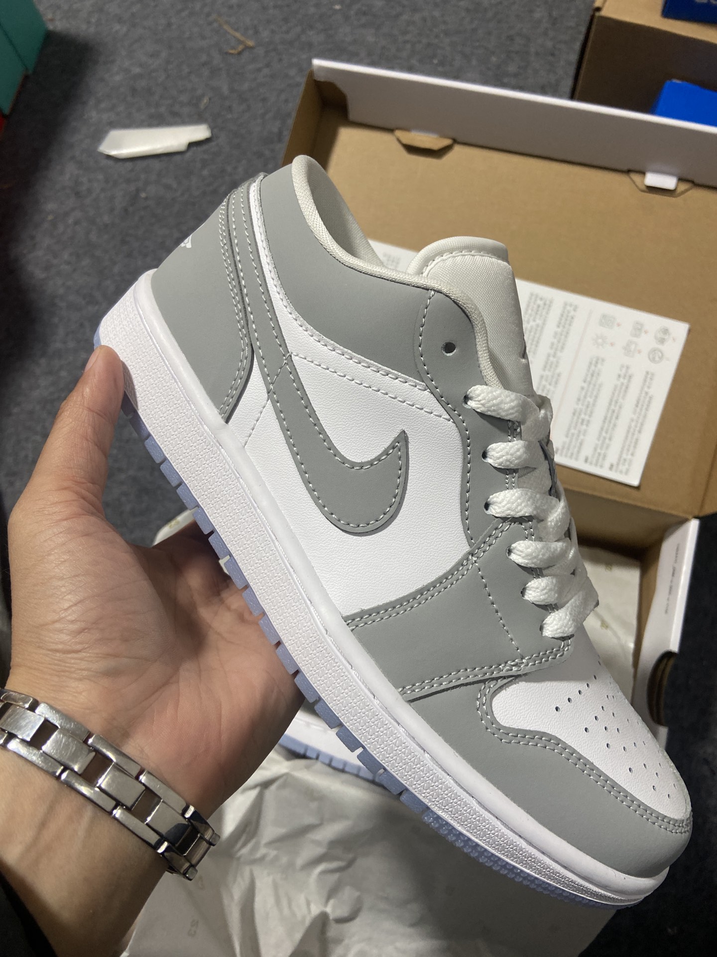 AJLow烟灰鞋码35.5-45总裁R版出品-AirJordan1Low烟灰雾霾灰白DC0774-105