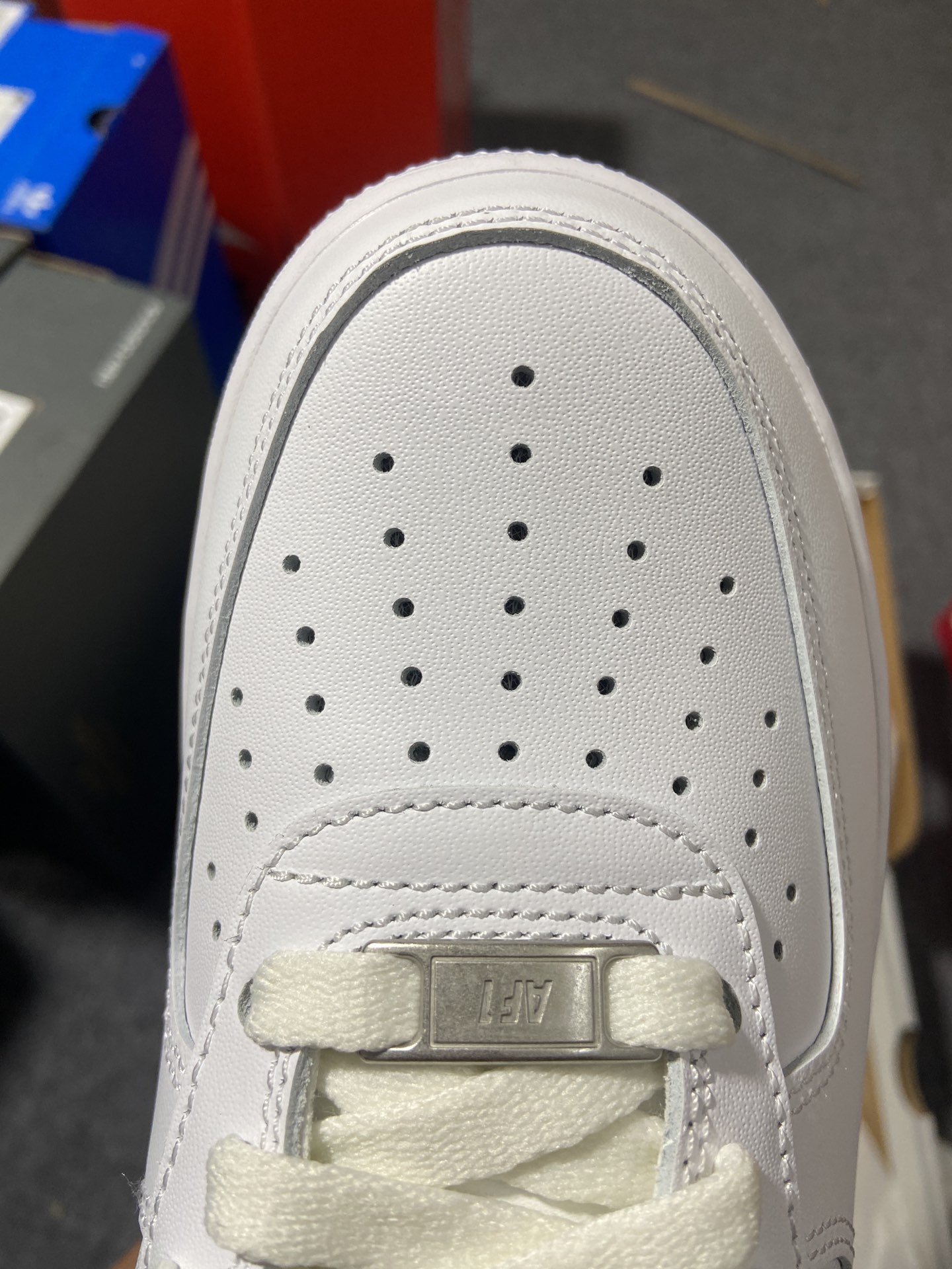 AF1纯白空军尺码35.5-47.5总裁R出品-AiRForce1纯白空军低帮男码货号CW2288-11