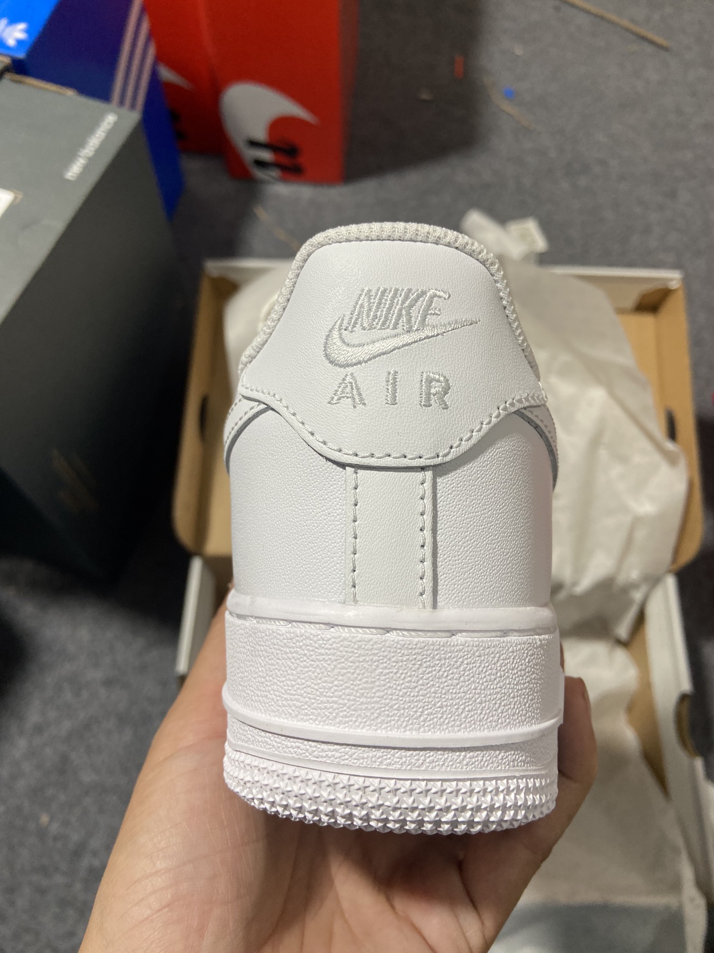 AF1纯白空军尺码35.5-47.5总裁R出品-AiRForce1纯白空军低帮男码货号CW2288-11