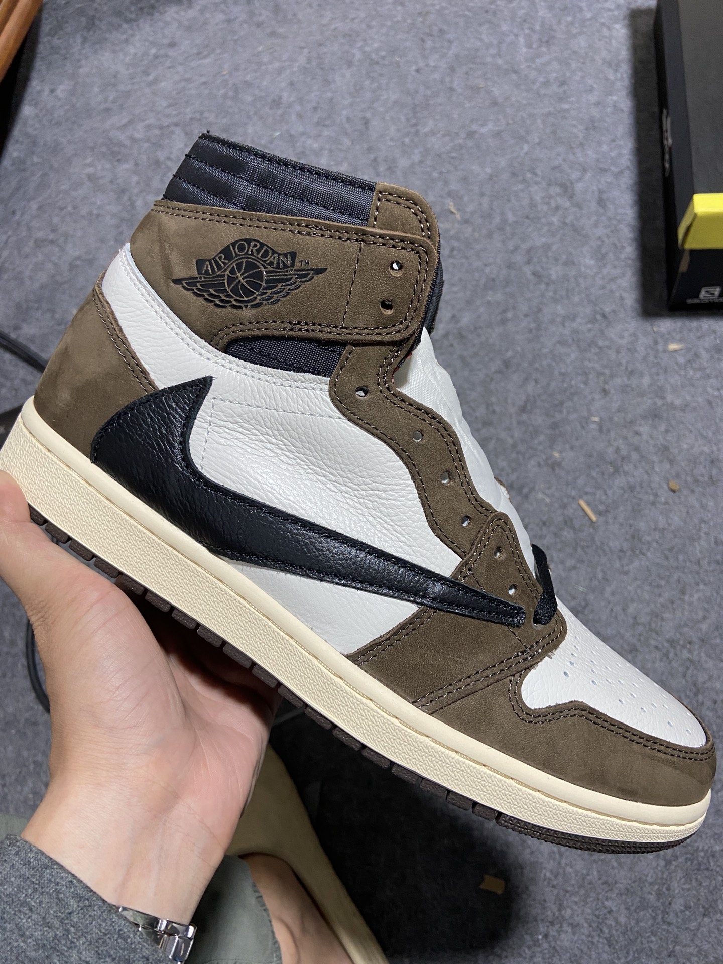 AJ1深棕倒钩高帮鞋码36-47.5总裁R版出品-AirJordan1TravisScottAJ1TS深