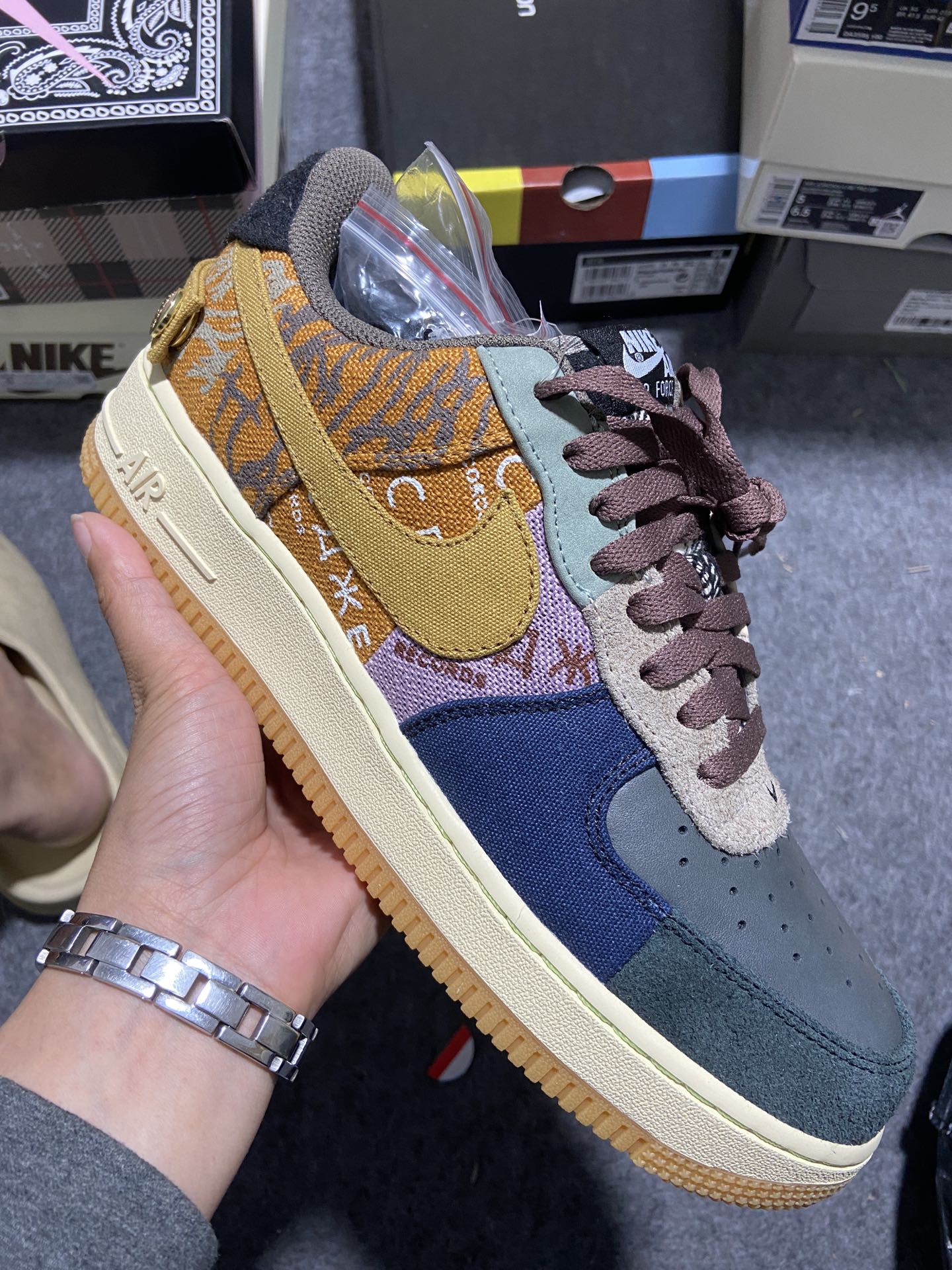 AF1TS拼接尺码:36-47.5总裁R版出品-TravisScottxNkAF1LowCactusJa