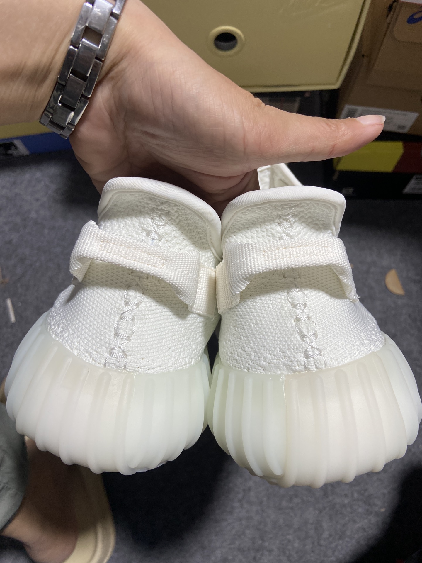 Yeezy350V2纯白尺码36-48偏小半码纯原版出品-YeezyBoost350V2TripleWh