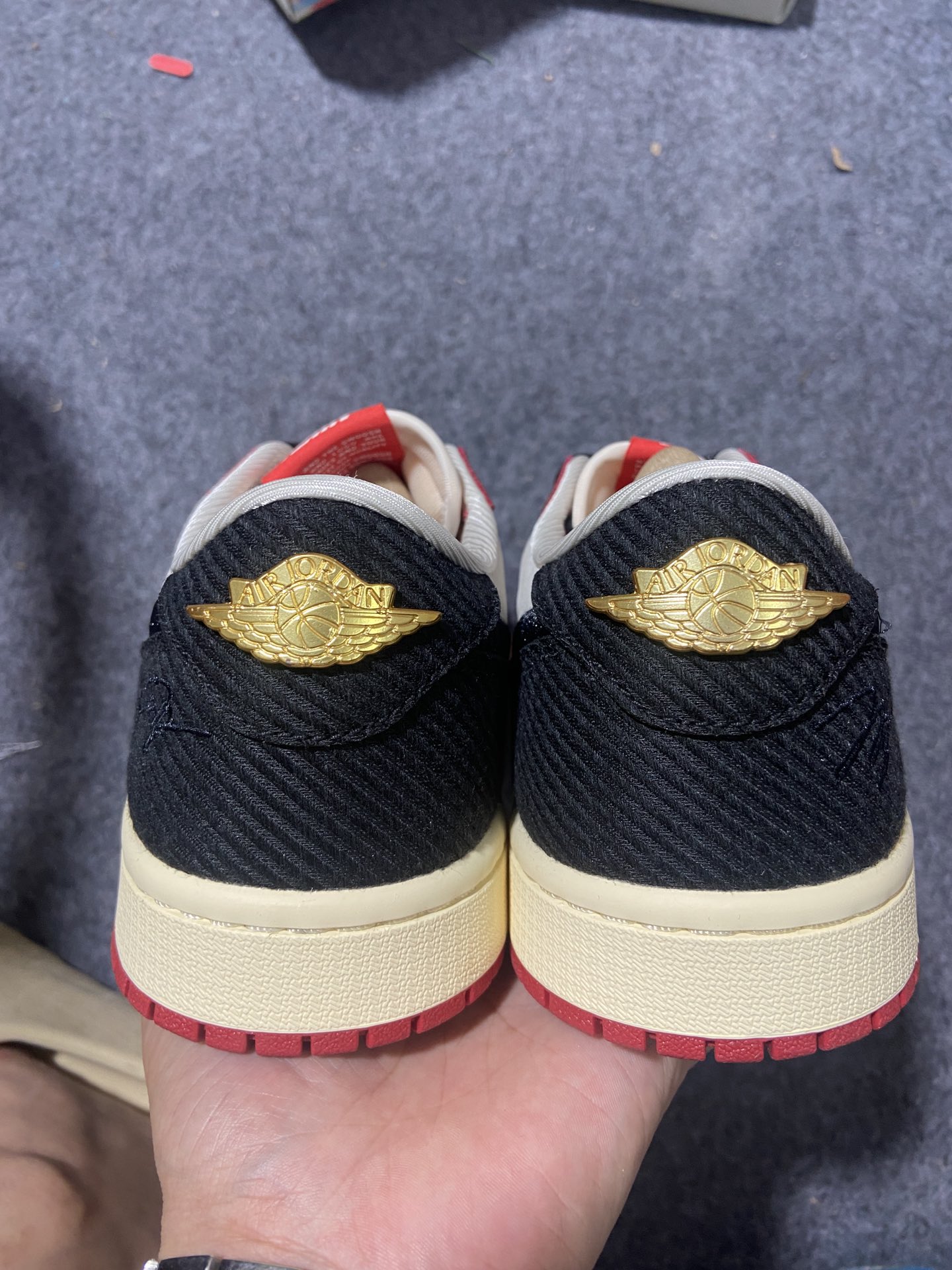 AJLow鞋码36-46纯原出品-TrophyRoomxAJ1LowOG“Away”白黑红FN0432-