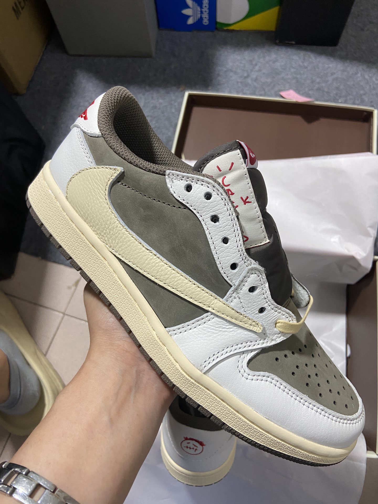 AJ1Low白棕倒钩鞋码36-47.5纯原版出品-TravisScottxAirJordan1Rever