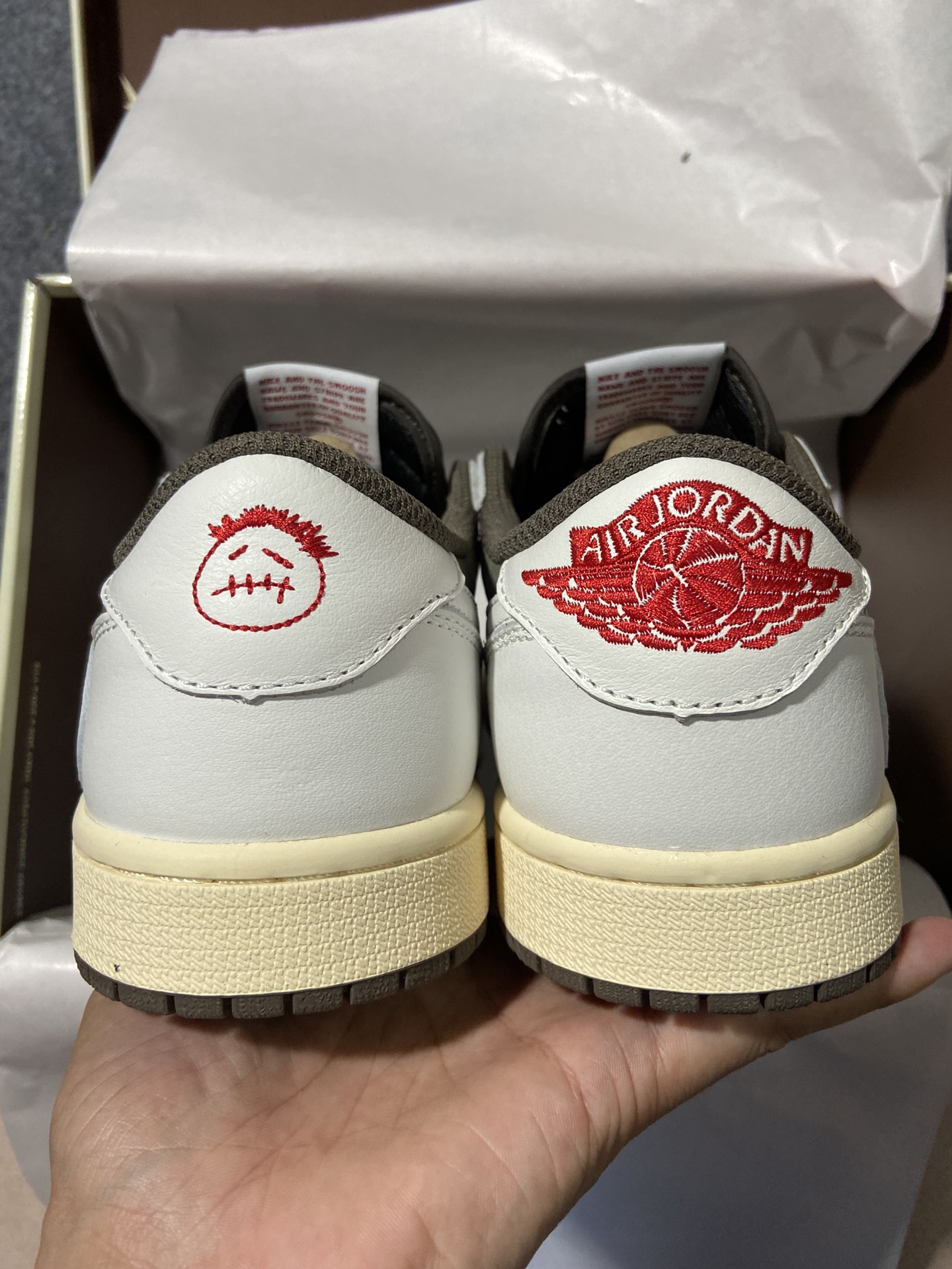 AJ1Low白棕倒钩鞋码36-47.5纯原版出品-TravisScottxAirJordan1Rever