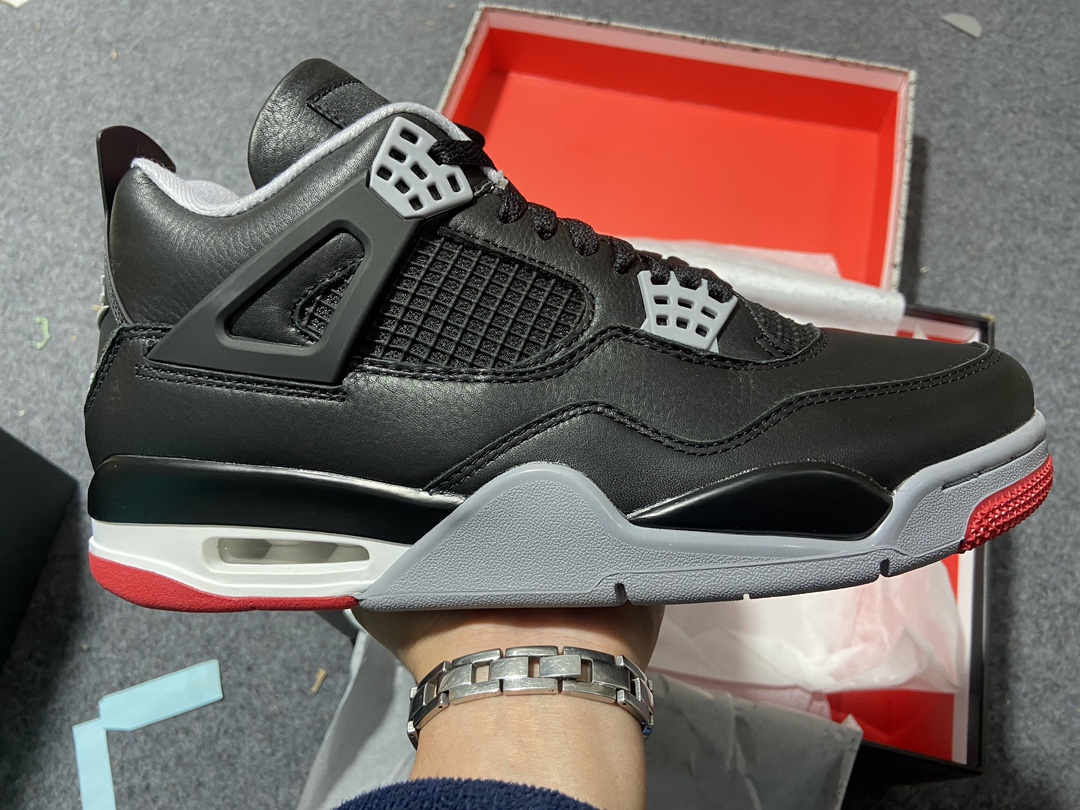 AJ4黑红尺码:40.5-47.5总裁R版出品-AirJordan4“BredReimagined”黑红