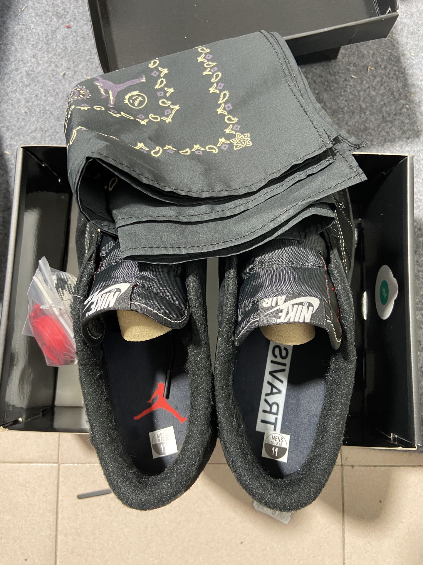 AJLow倒钩全黑尺码40-47.5总裁Y3版出品-StockX-TravisScottxAirJord