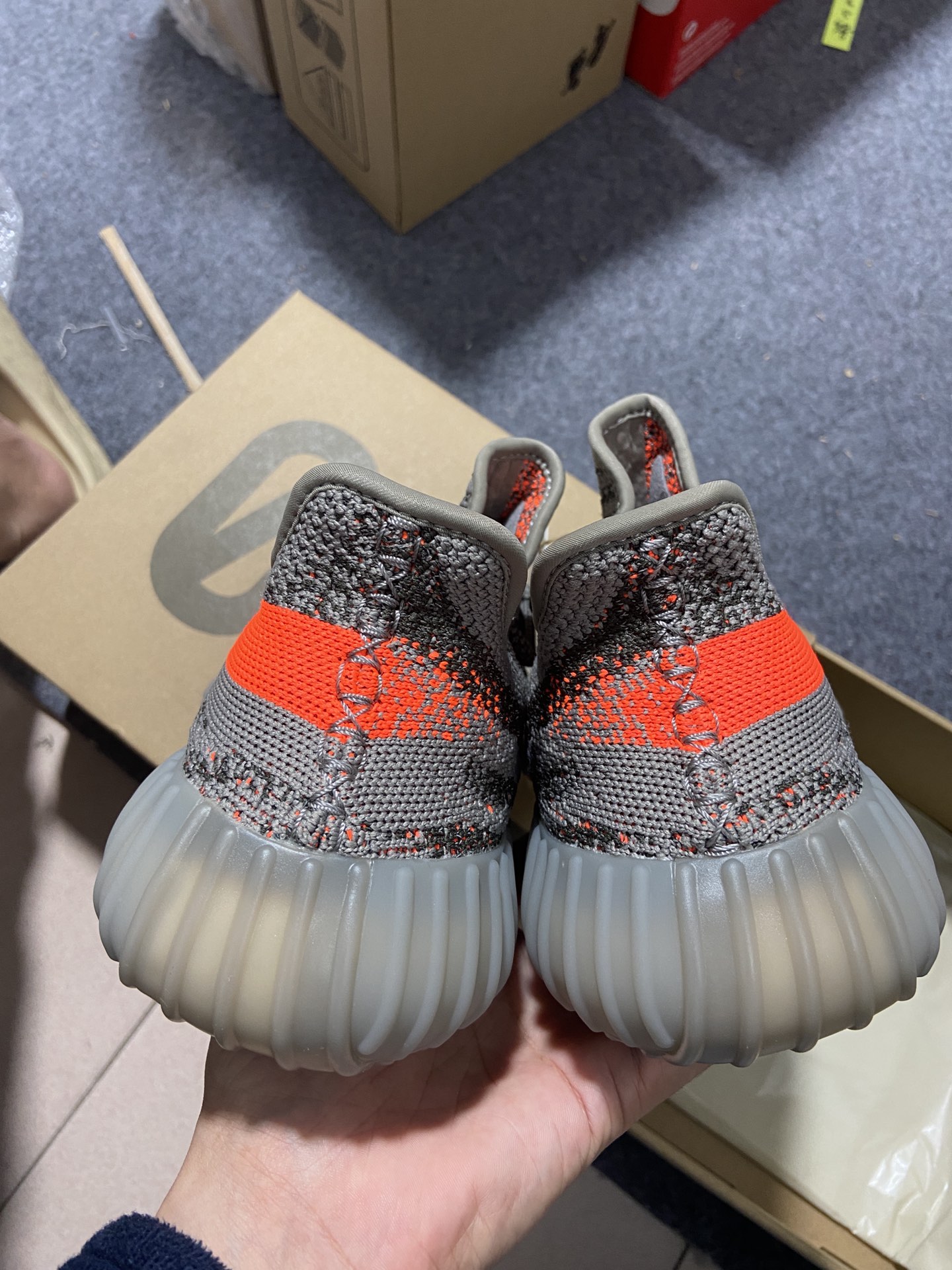 Yeezy灰橙尺码:36-48C版纯原版出品-YeezyBoost350V2老灰橙满天星GW1229