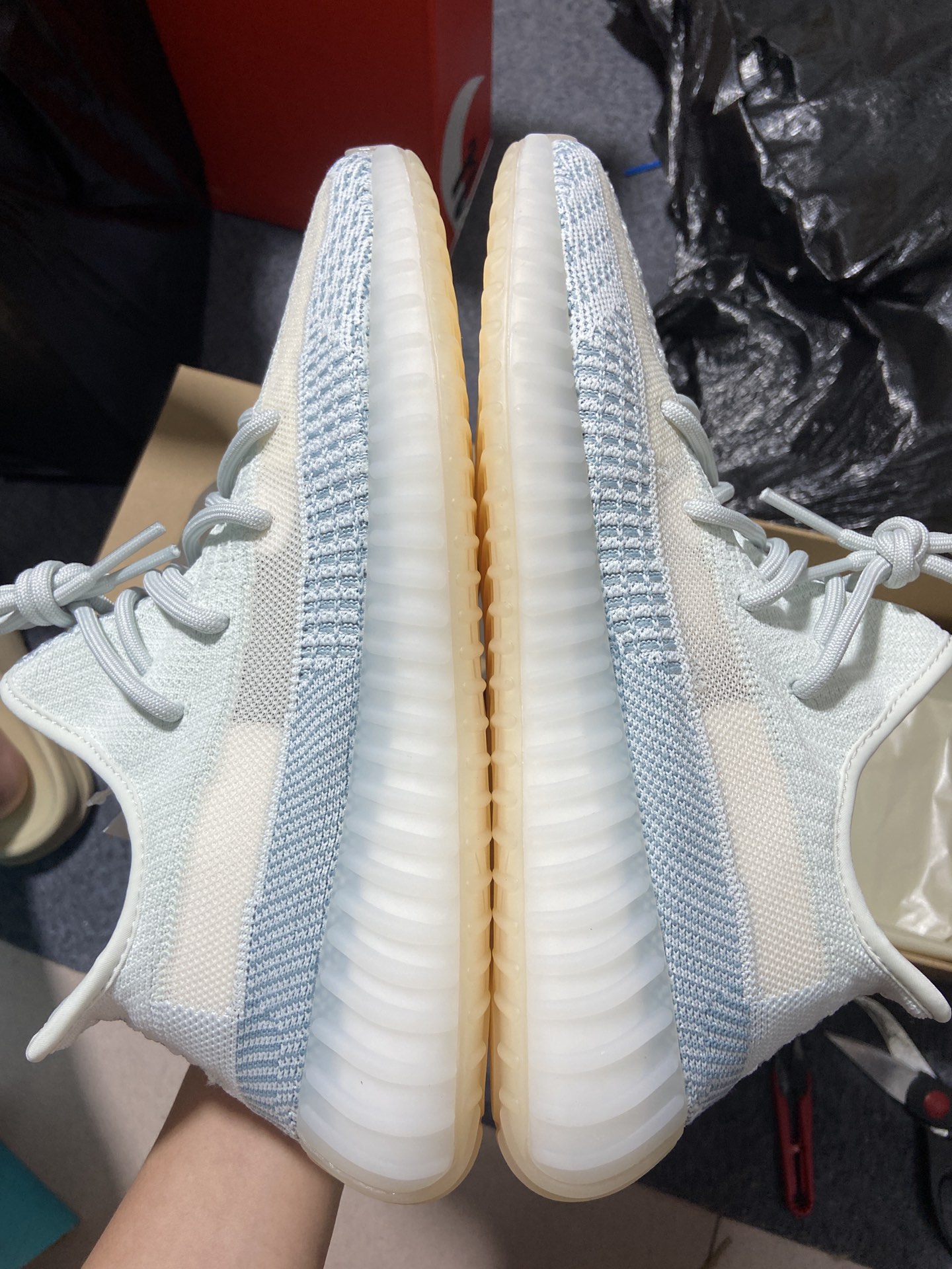 Yeezy350冰蓝天使鞋码36-48纯原版出品-YeezyBoost350V2CloudWhite冰蓝