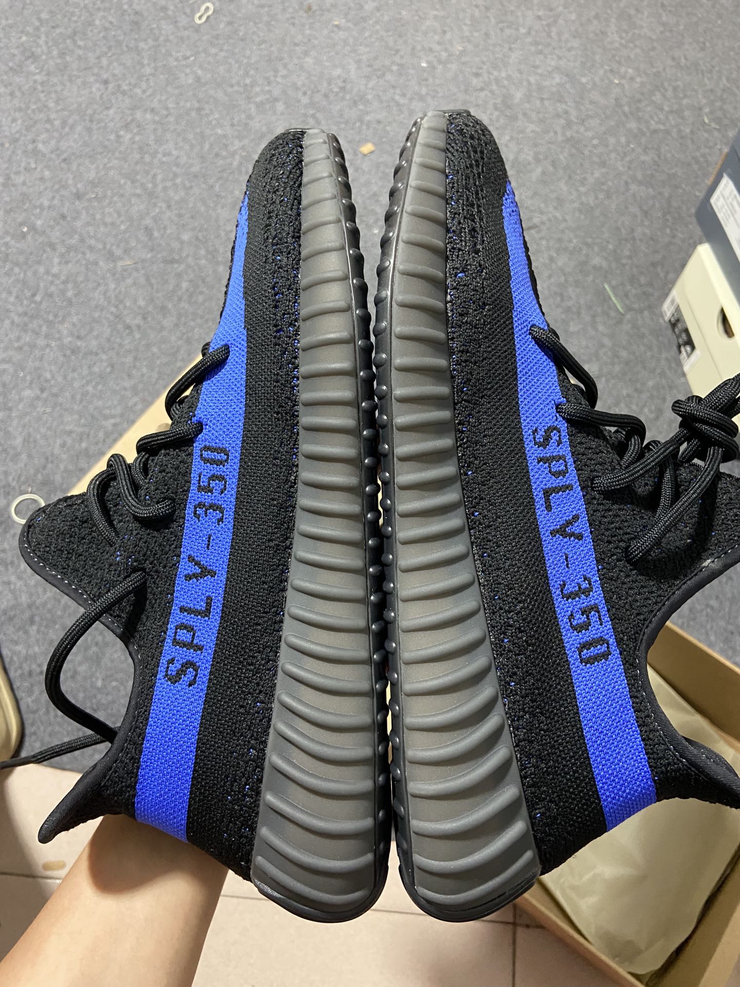 Yeezy黑蓝尺码:36-48C版纯原版出品-YeezyBoost350V2DazzlingBlue黑蓝