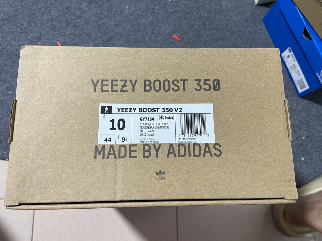 Yeezy黑蓝尺码:36-48C版纯原版出品-YeezyBoost350V2DazzlingBlue黑蓝