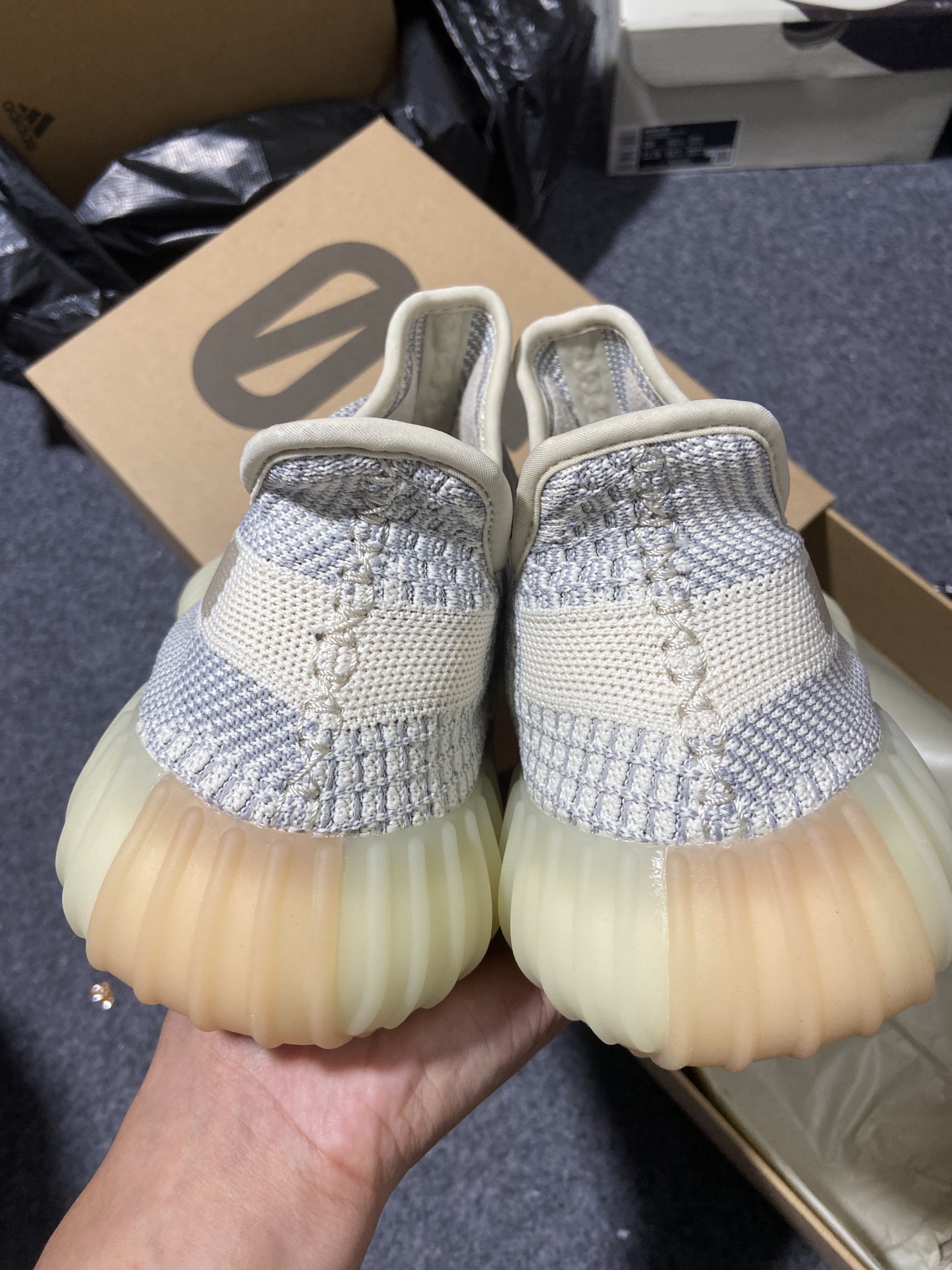 Yeezy须白尺码:36-48纯原版出品-YeezyBoost350V2Lundmark新美洲限定芝麻须