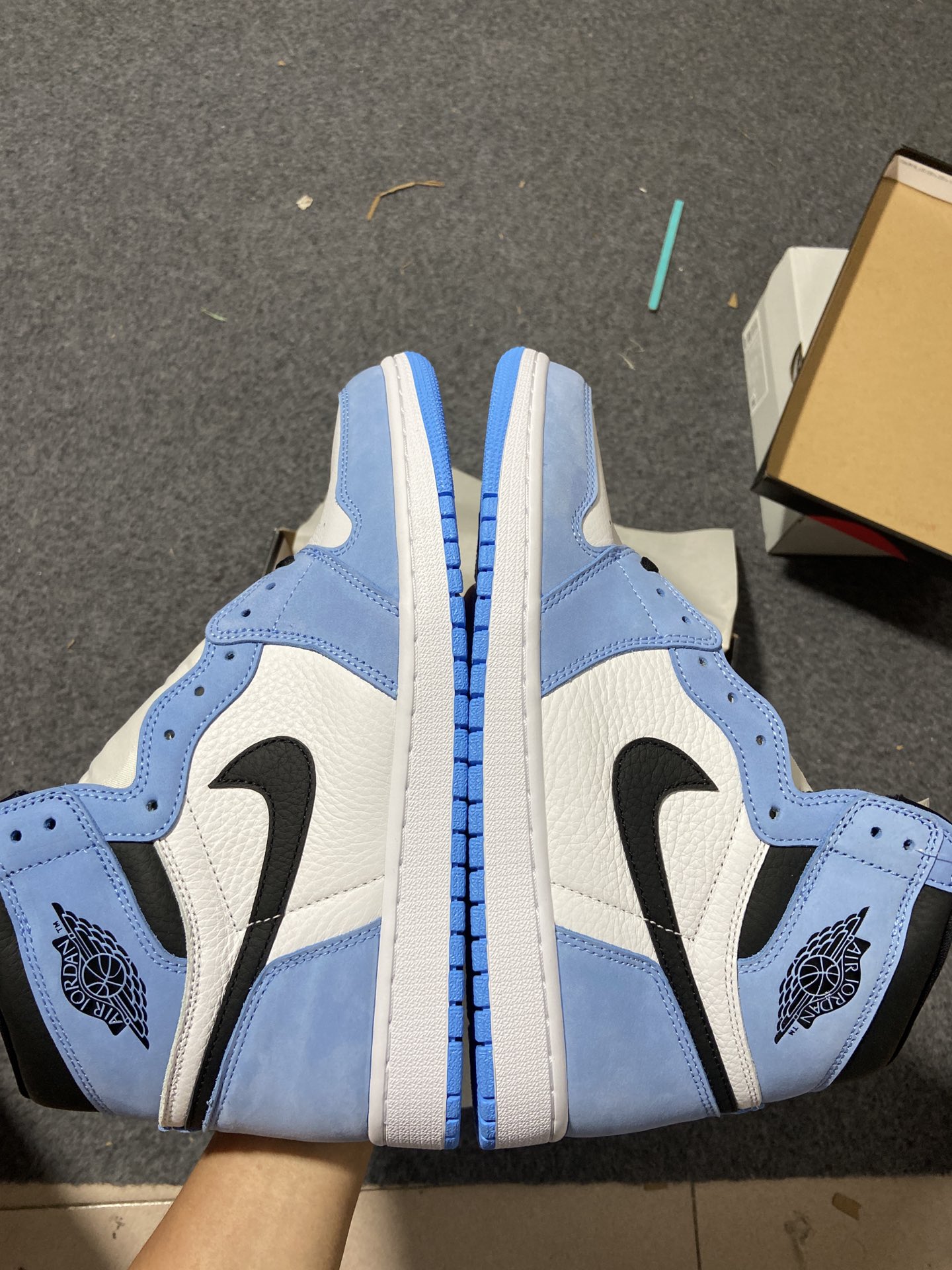 AJ1大学蓝尺码36-47.5纯原出品-AirJordan1AJ1北卡蓝大学蓝脚趾555088-134Y